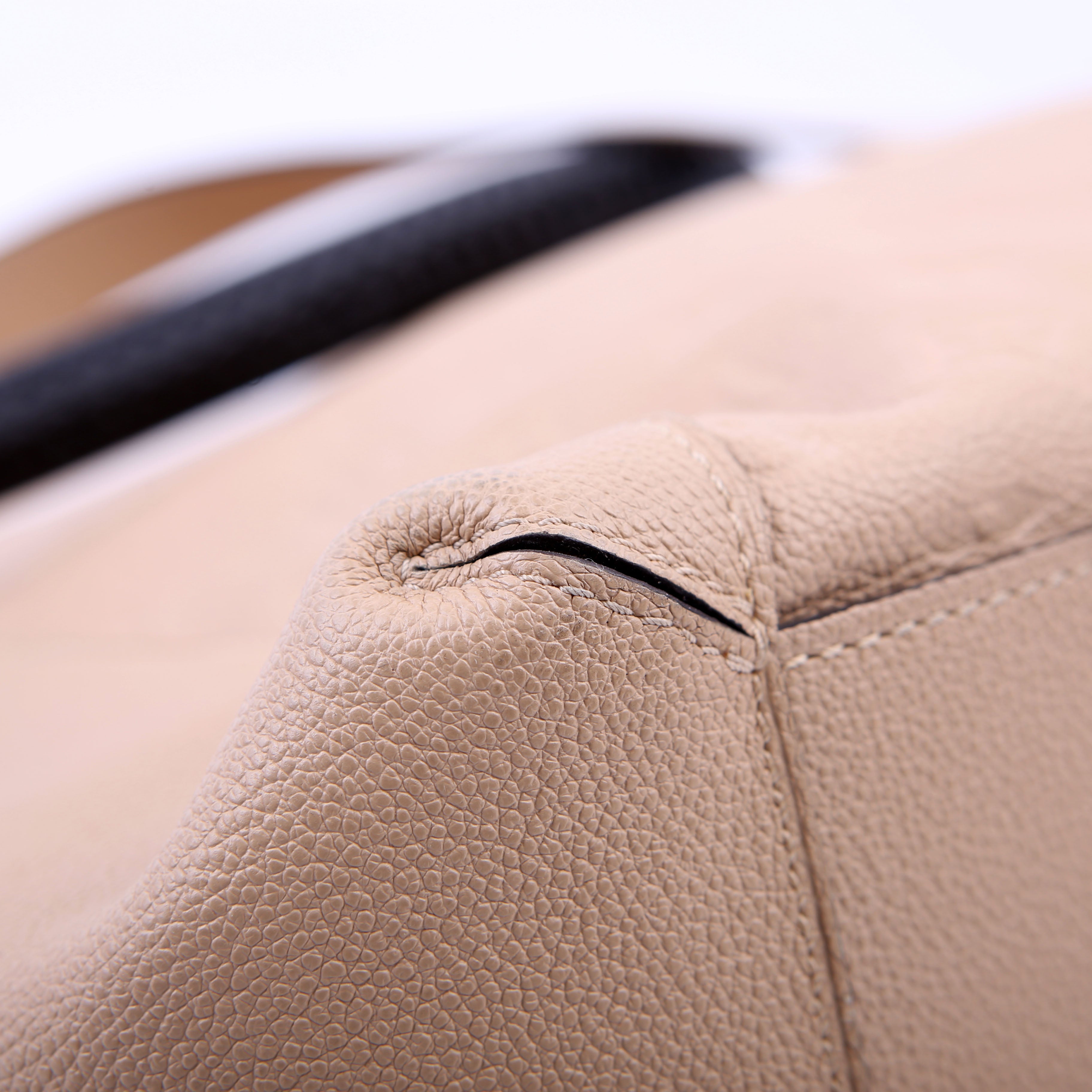 Louis Vuitton Bagatelle Hobo Empreinte Beige/Black