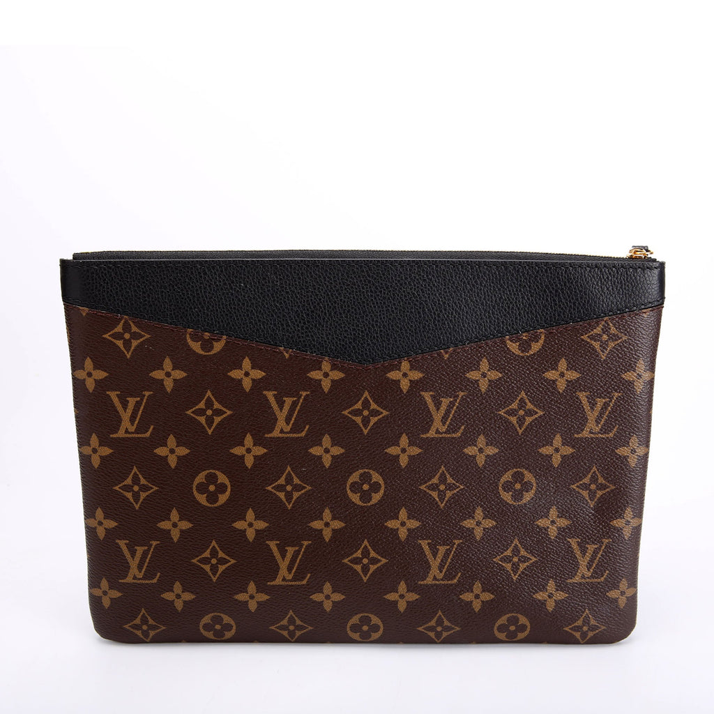 Louis Vuitton Daily Pouch Monogram Black
