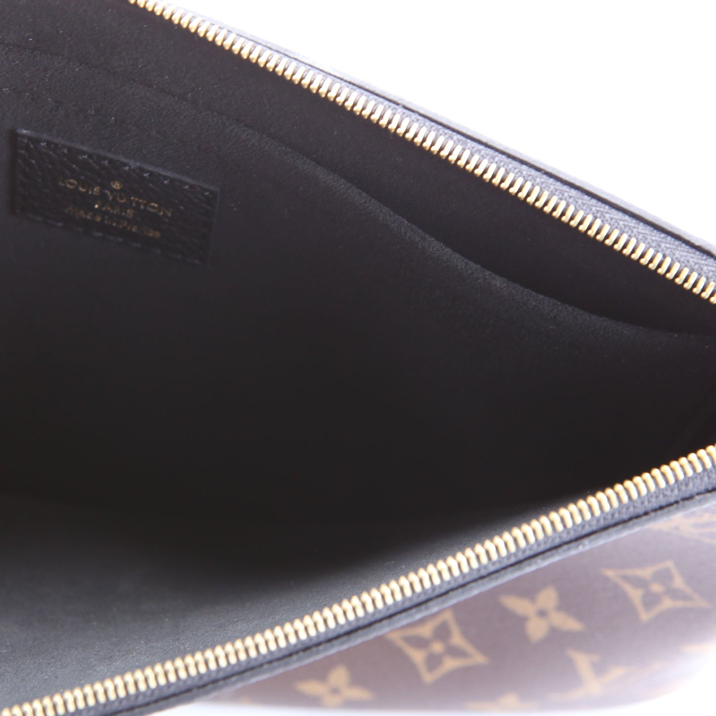 Louis Vuitton Daily Pouch Monogram Black