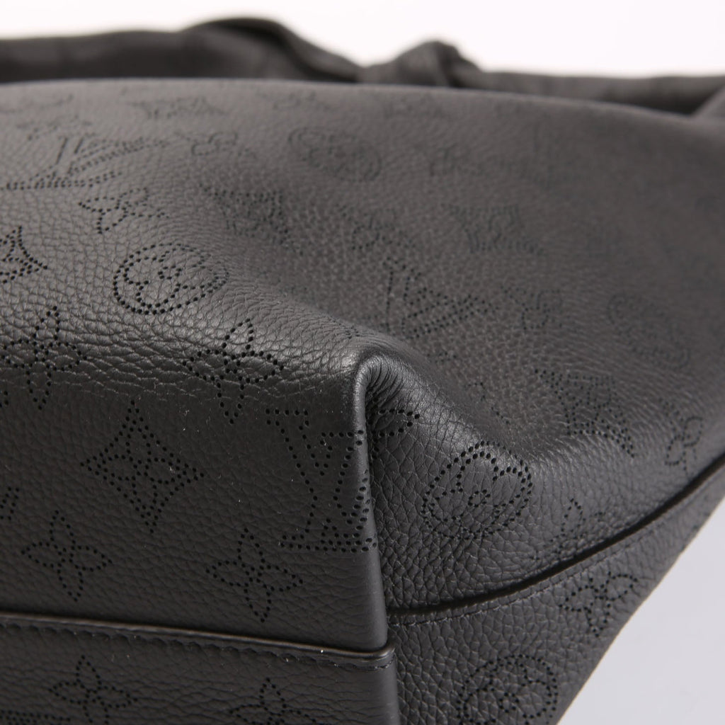 Louis Vuitton Why Knot MM Mahina Black