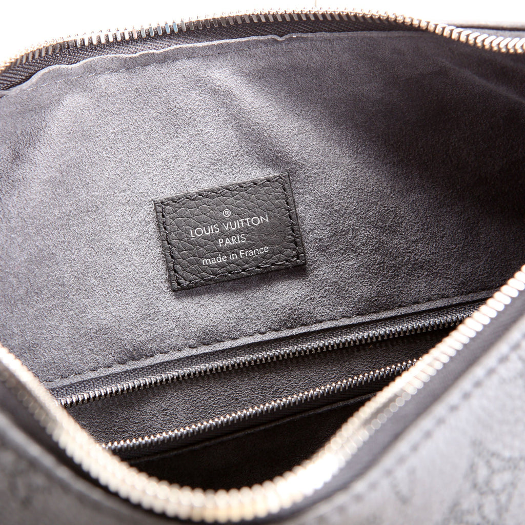 Louis Vuitton Why Knot MM Mahina Black