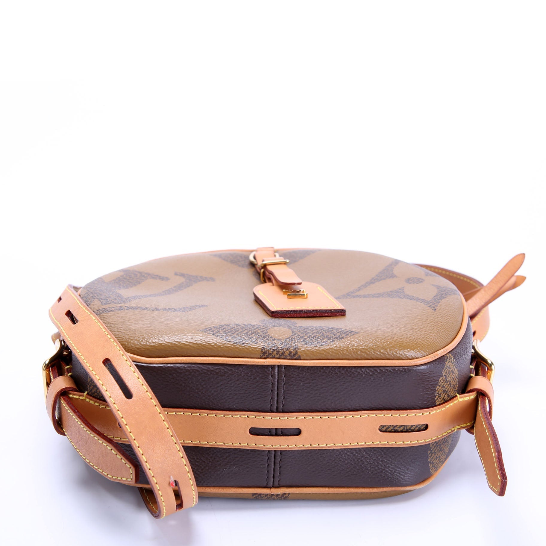 Louis Vuitton Boite Chapeau Reverse Giant Monogram