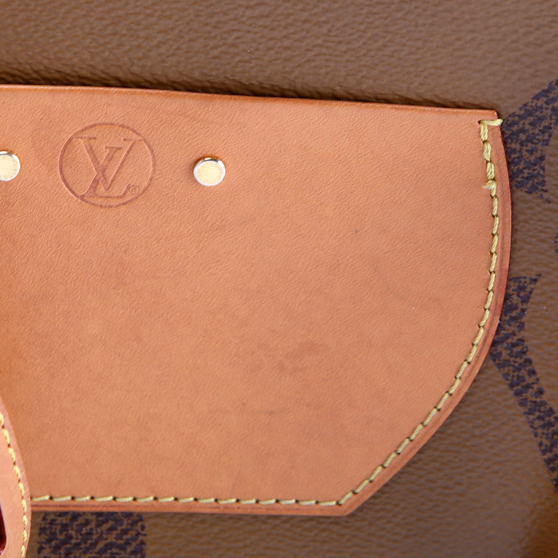 Louis Vuitton Boite Chapeau Reverse Giant Monogram