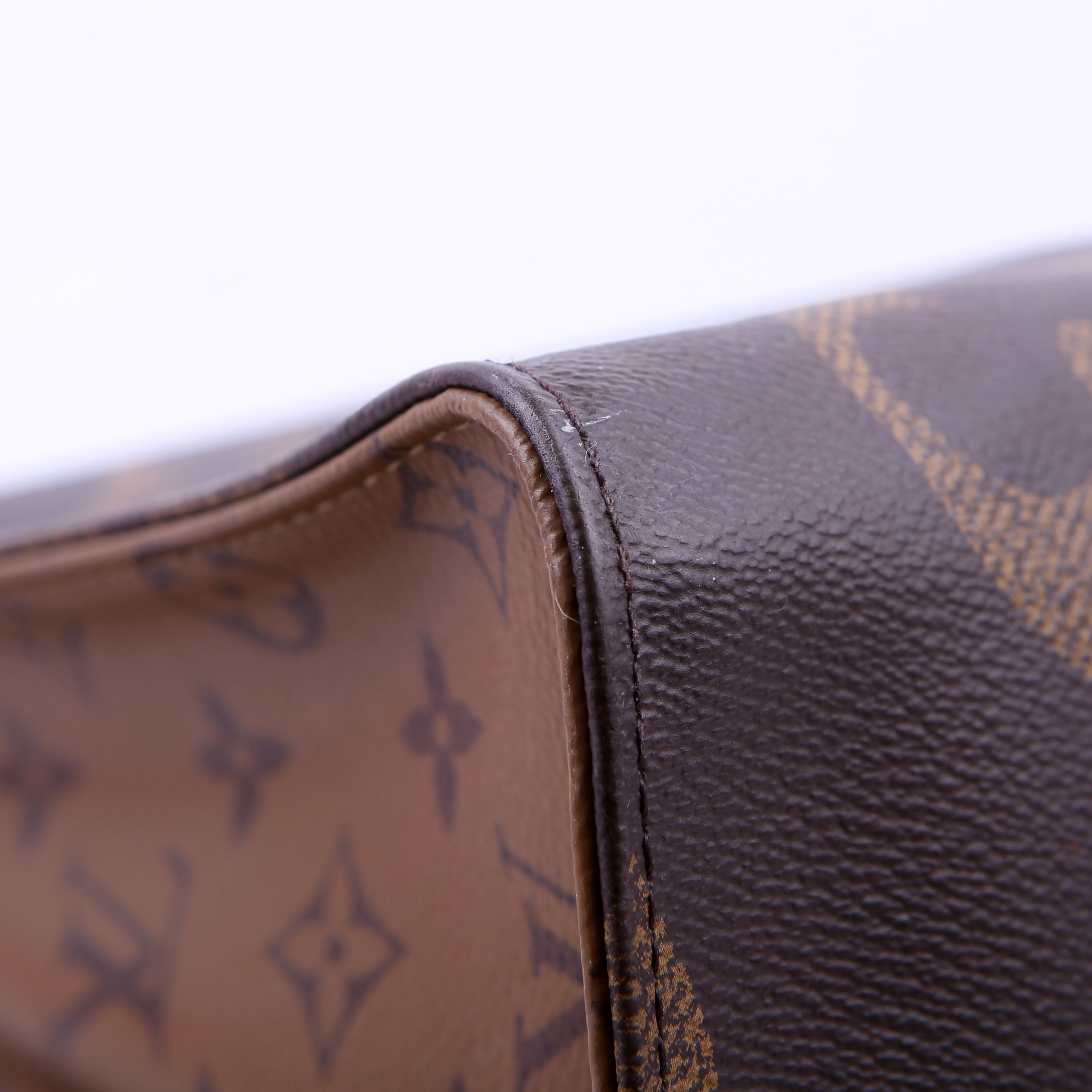 Louis Vuitton ONTHEGO GM Reverse Monogram Black