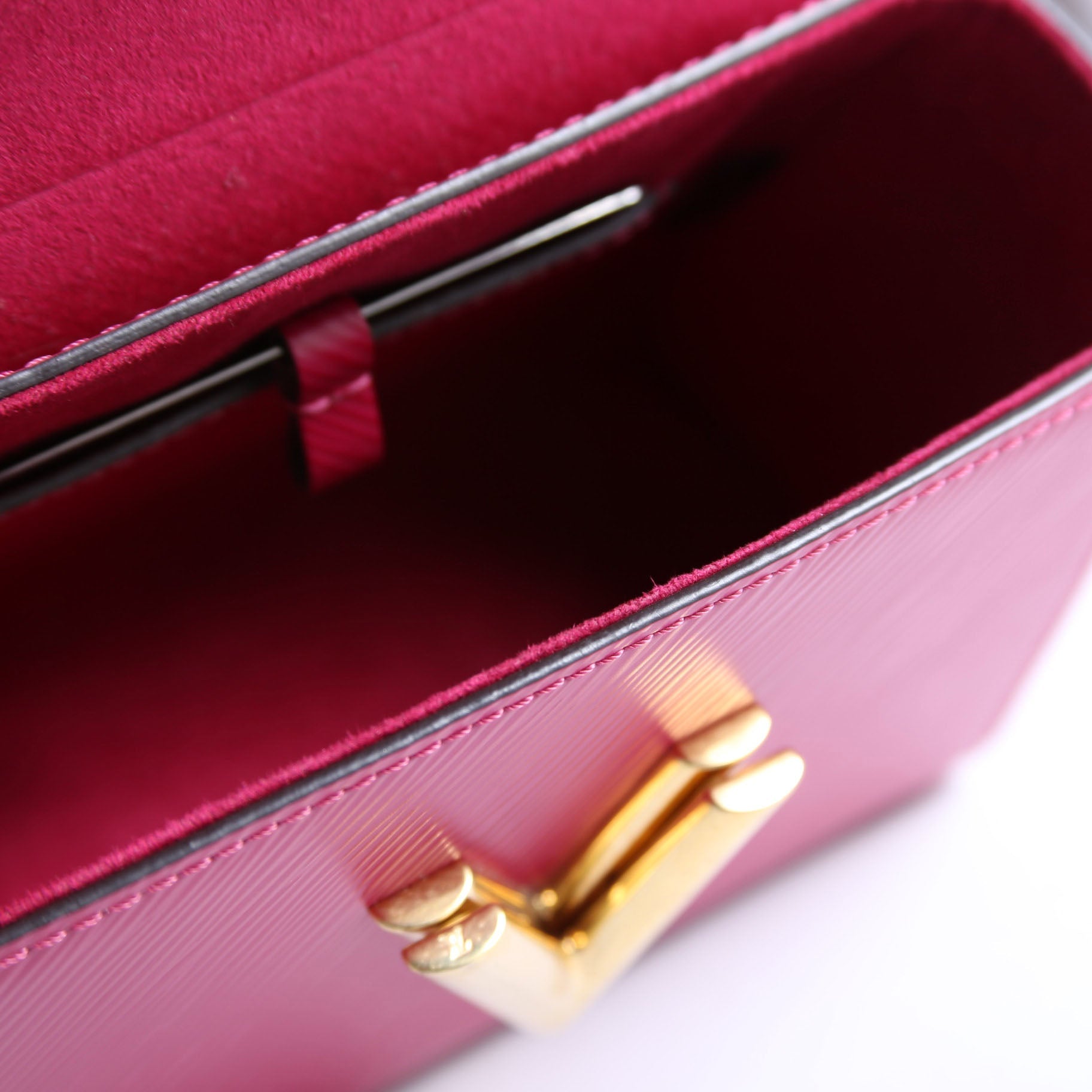Louis Vuitton Twist Top Handle Mini Epi Berry/Green