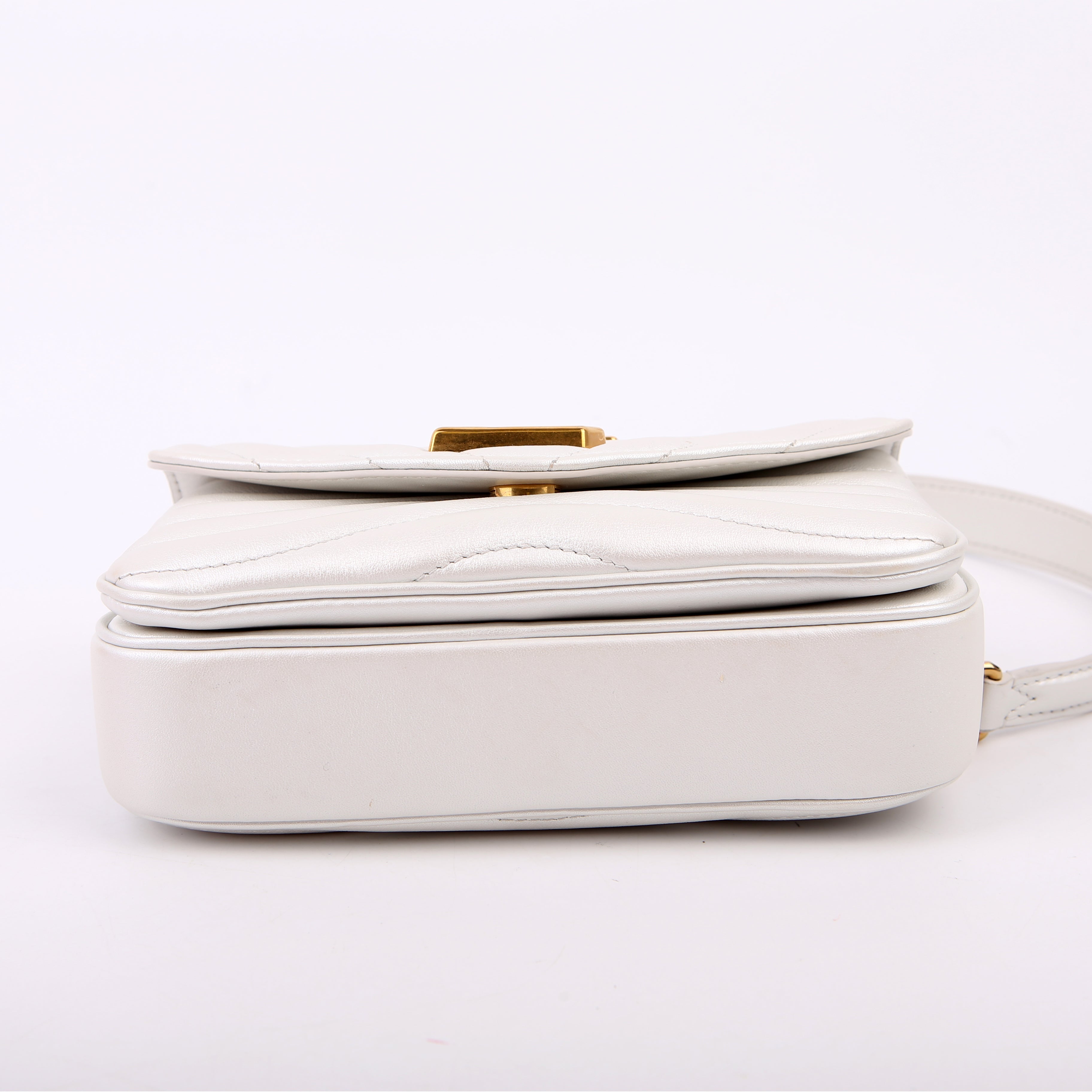 Louis Vuitton New Wave Chain Bag PM White