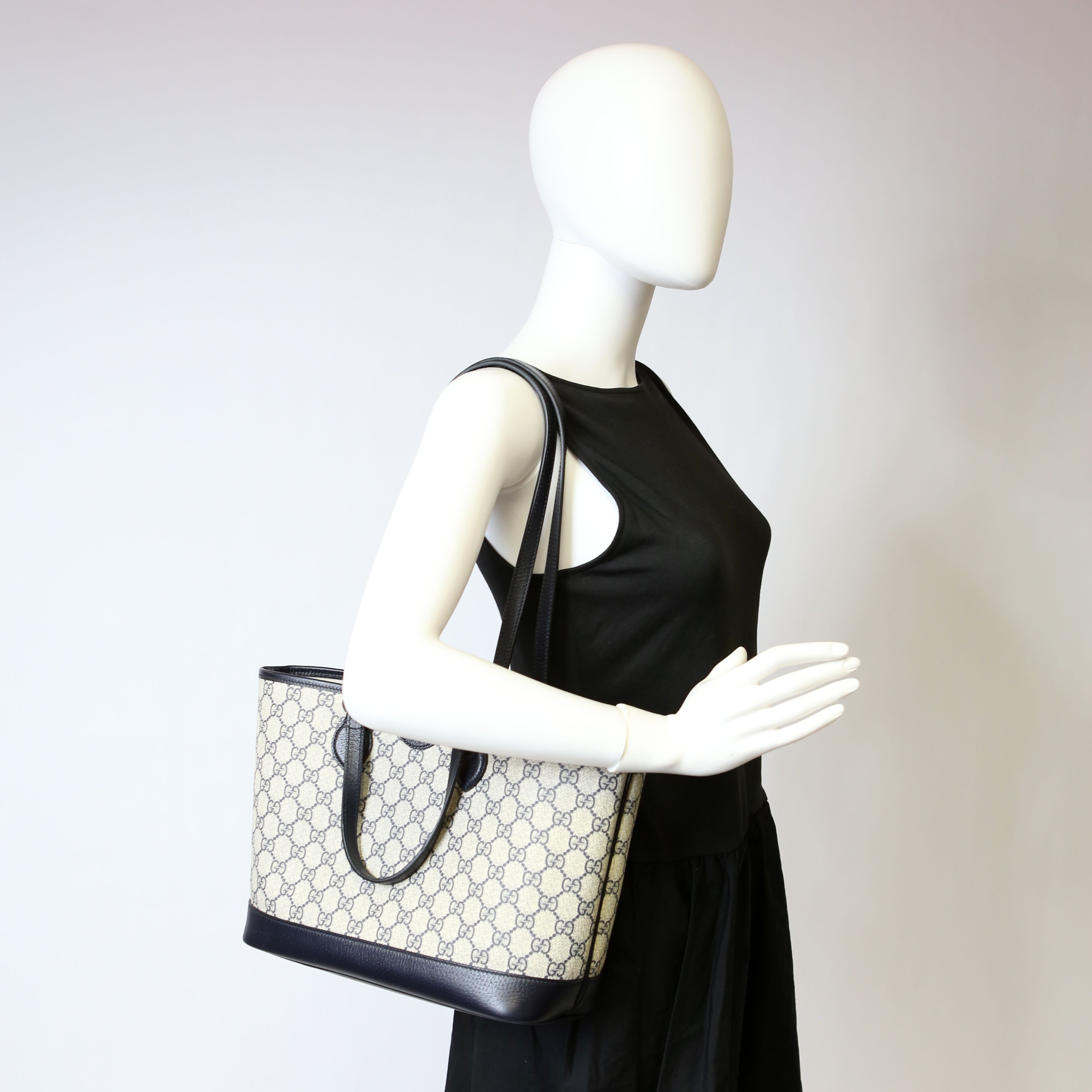 Gucci 765043 GG Supreme Ophidia Shoulder Tote Medium Blue