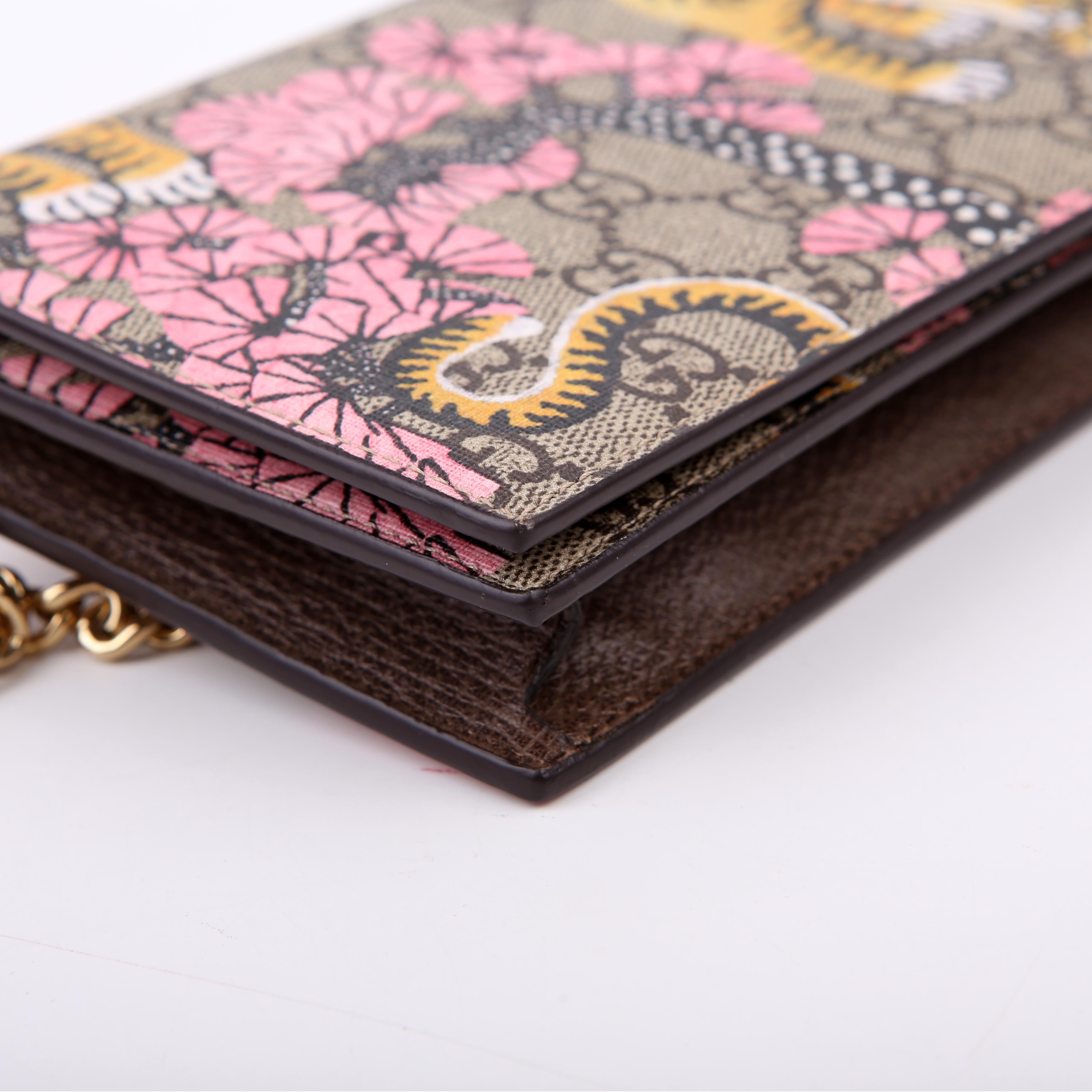 Gucci 452348 GG Supreme Bengal Chain Wallet