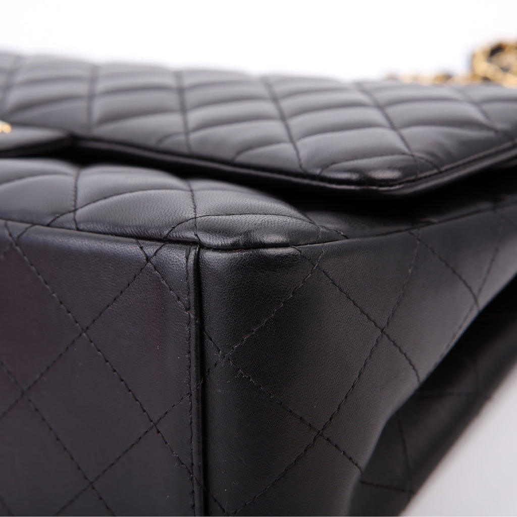 Chanel Classic Flap Maxi Lambskin 16M Black