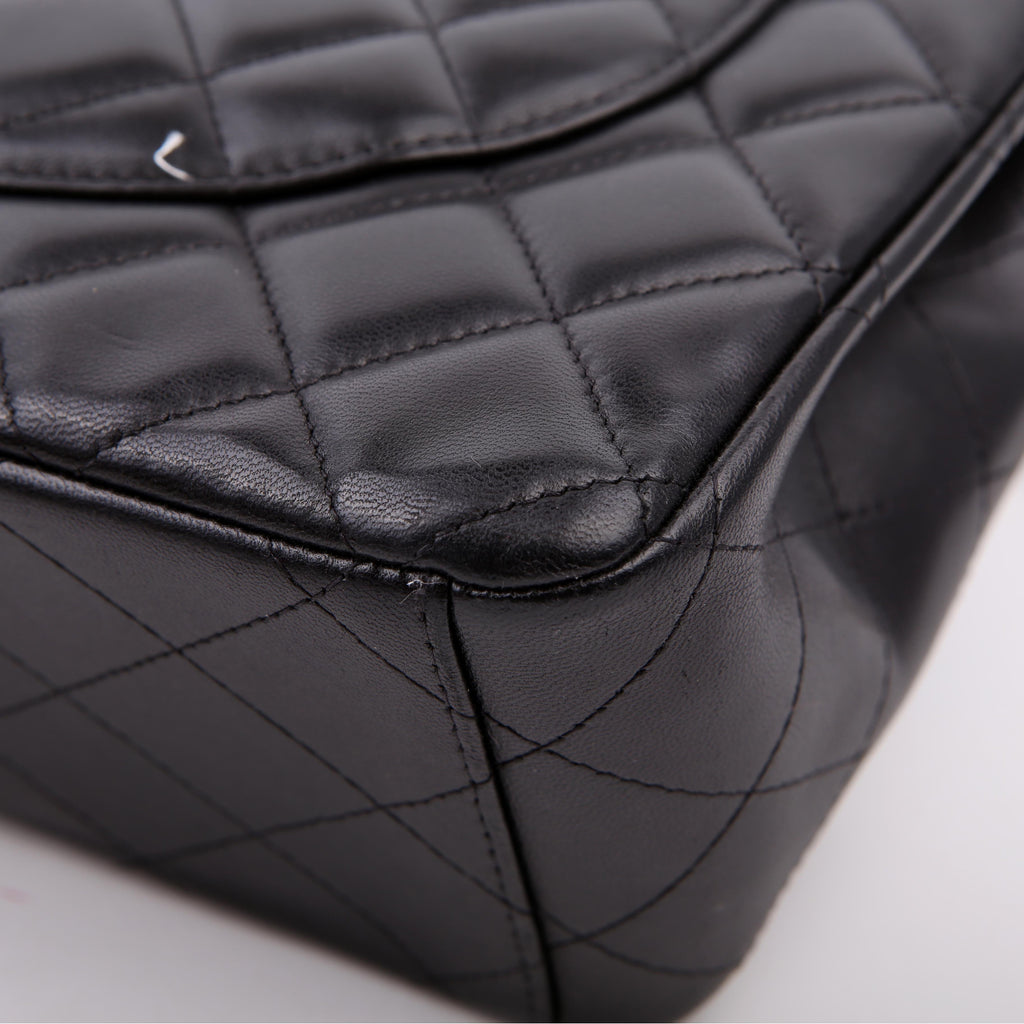 Chanel Classic Flap Maxi Lambskin 16M Black