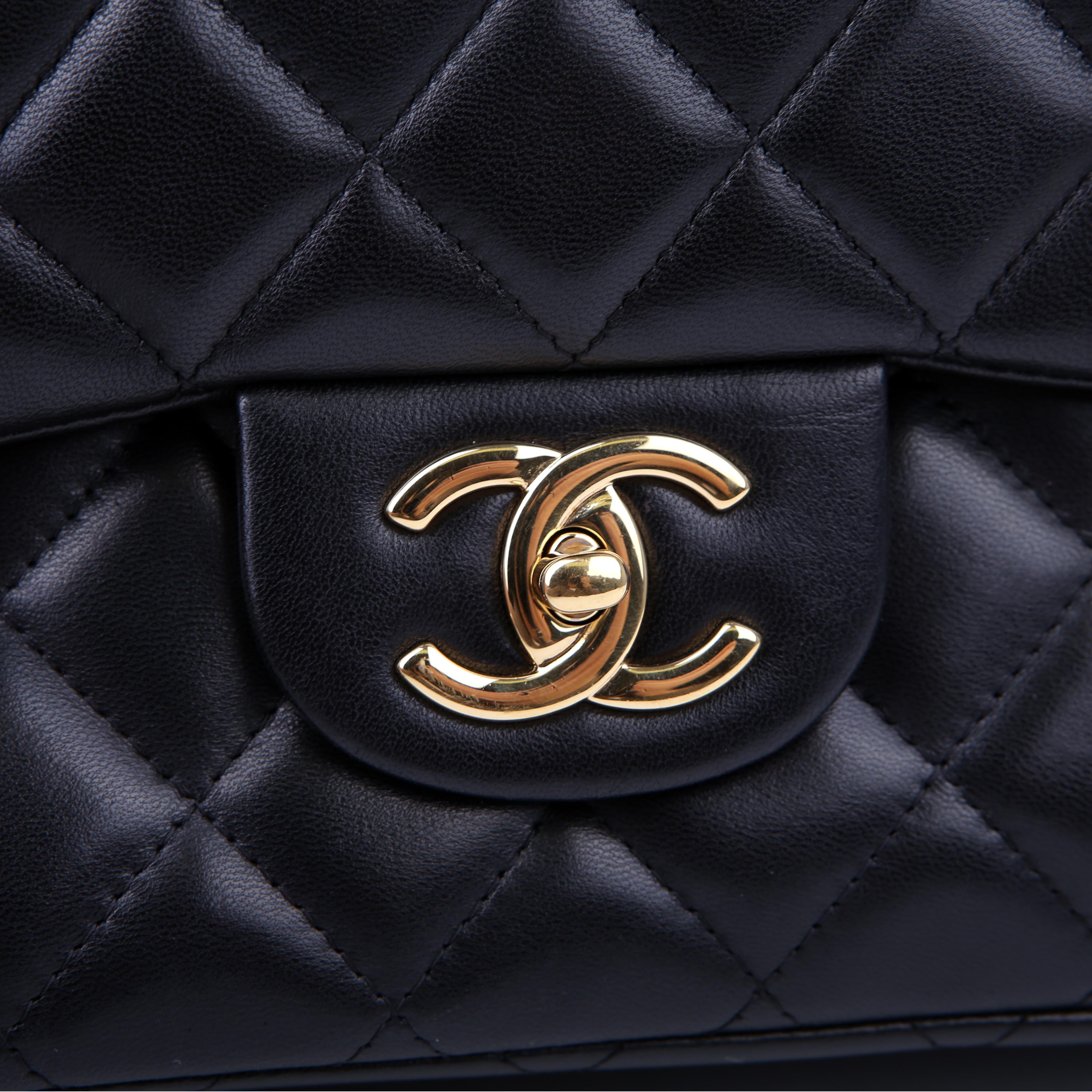 Chanel Classic Flap Maxi Lambskin 16M Black