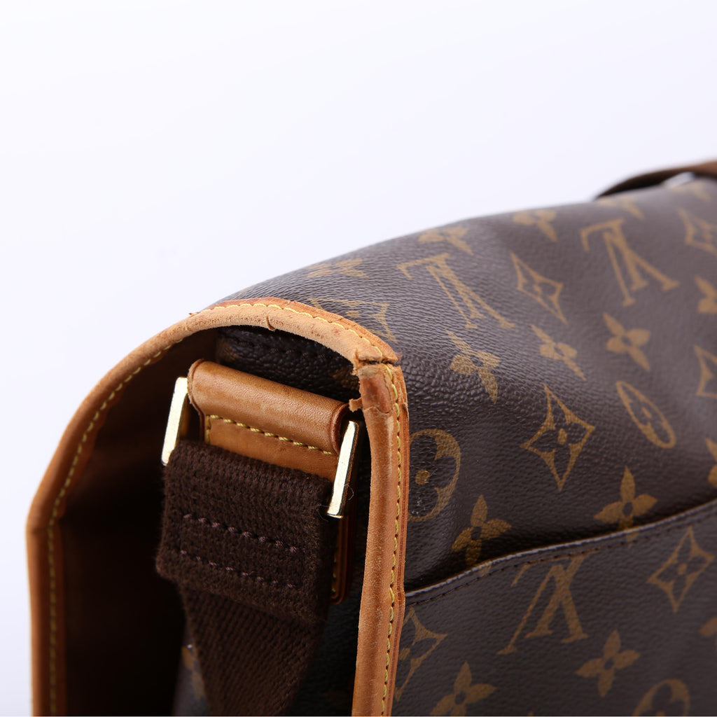 Louis Vuitton Bosphore Messenger GM