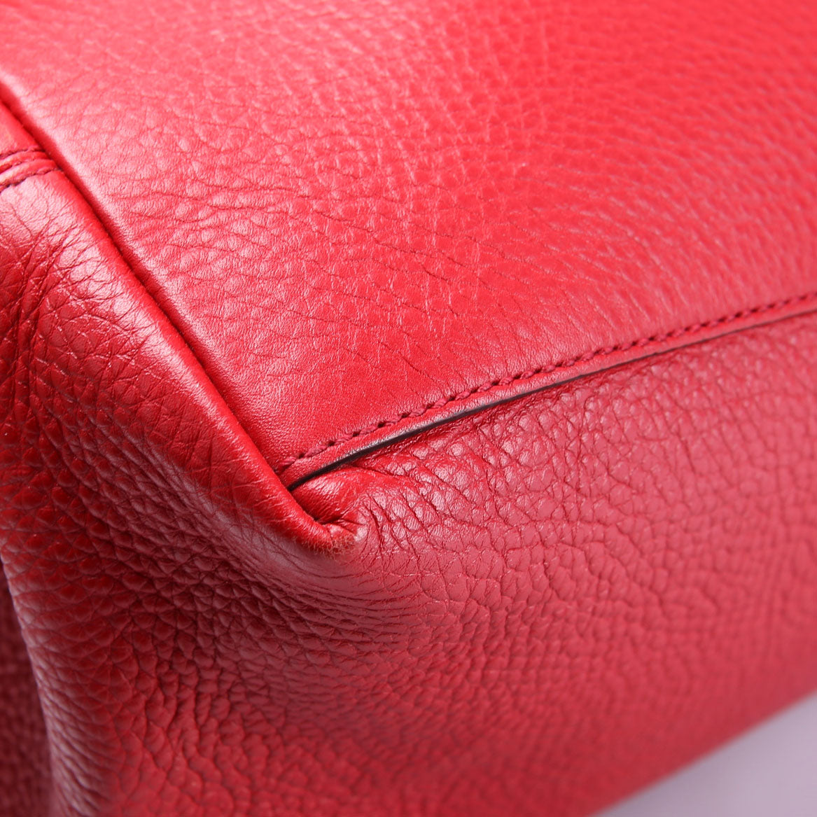 Gucci 308982 Soho Leather Shoulder Medium Red