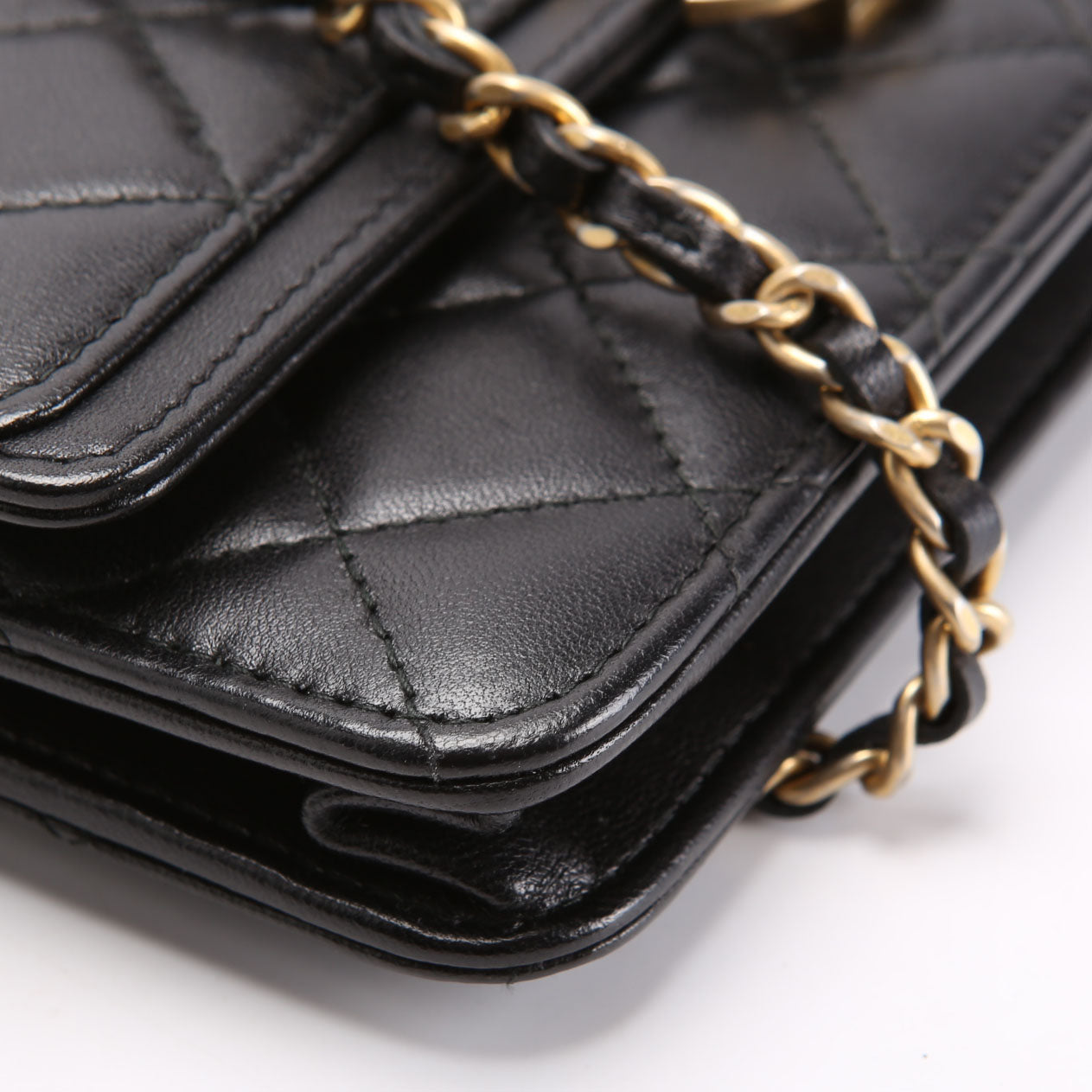 Chanel Woc CC Chic Quilted Lambskin 28M Black