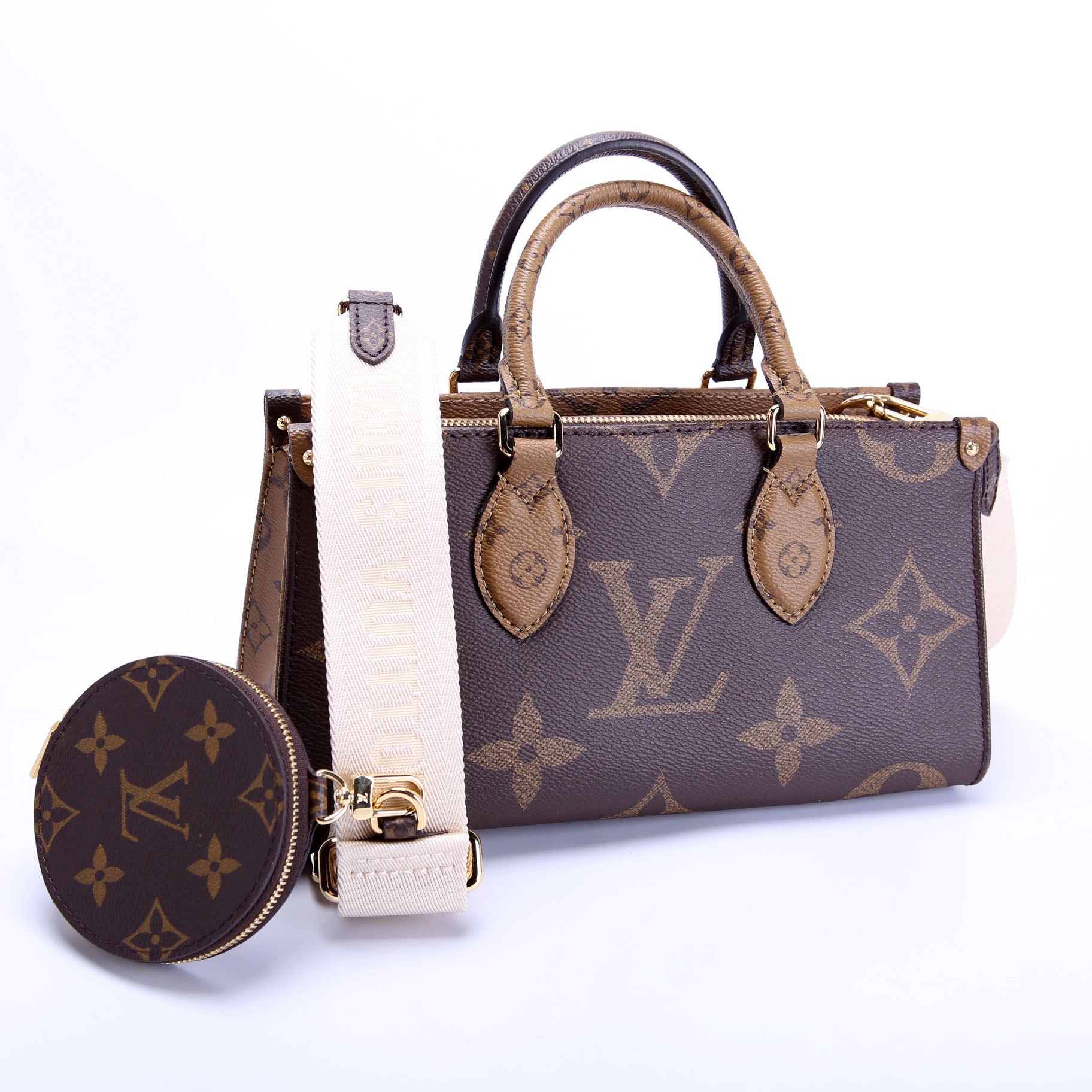 Louis Vuitton ONTHEGO East West Giant Reverse Monogram
