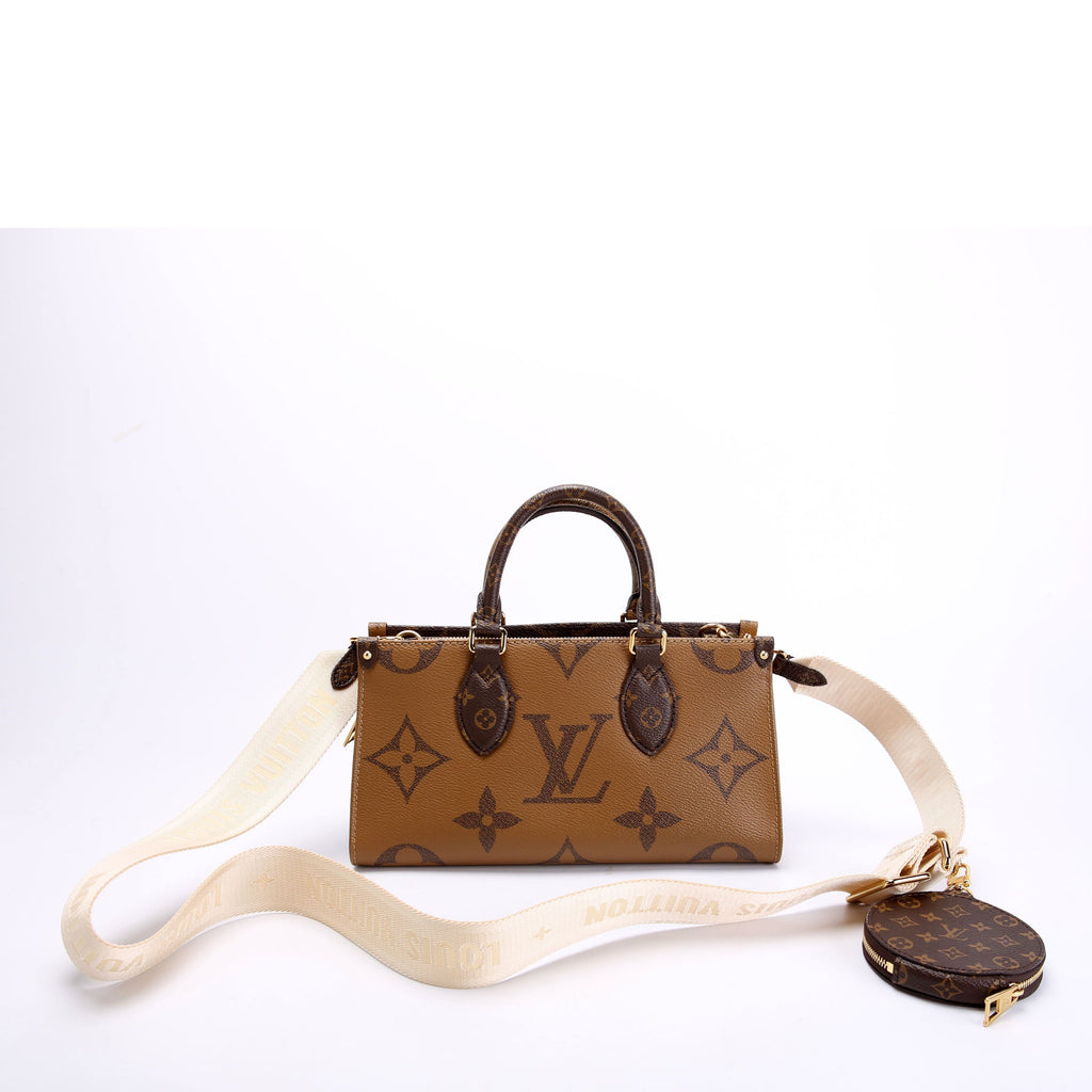 Louis Vuitton ONTHEGO East West Giant Reverse Monogram