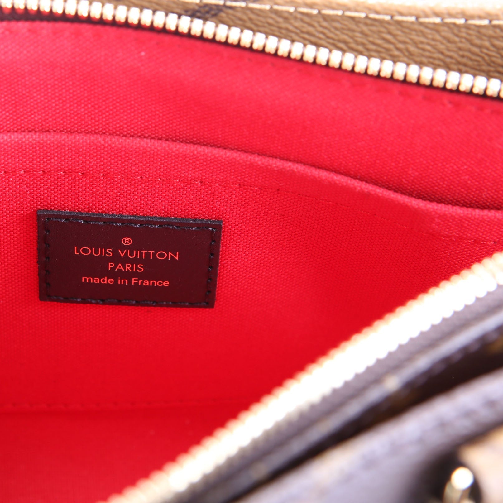 Louis Vuitton ONTHEGO East West Giant Reverse Monogram