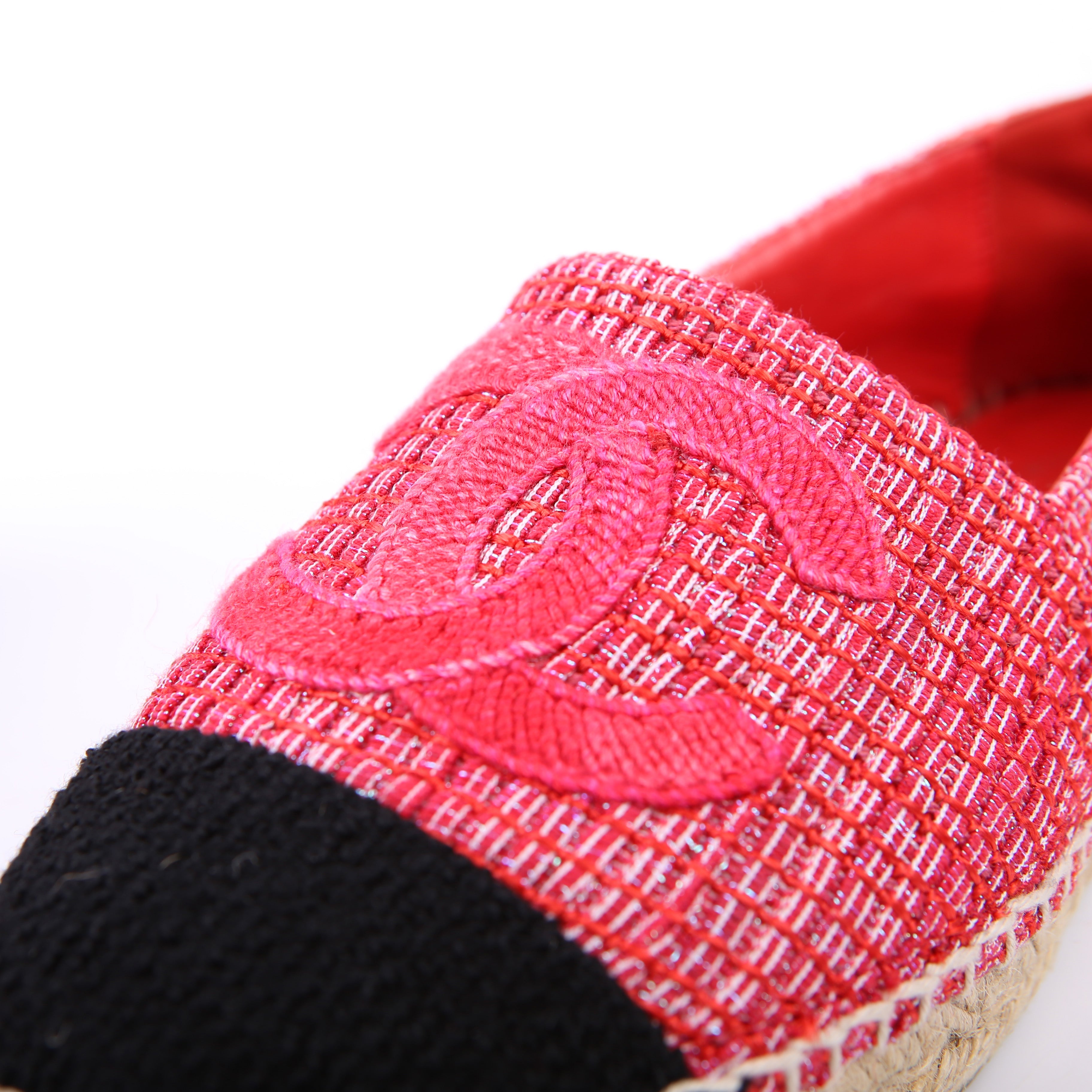 Chanel Tweed CC Espadrilles Size 36 Pink/Red