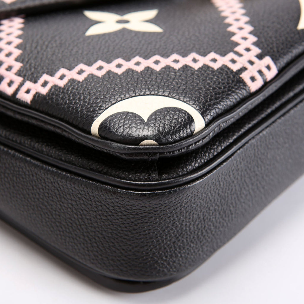 Louis Vuitton Pochette Metis Empreinte Giant Broderies Black/Pink