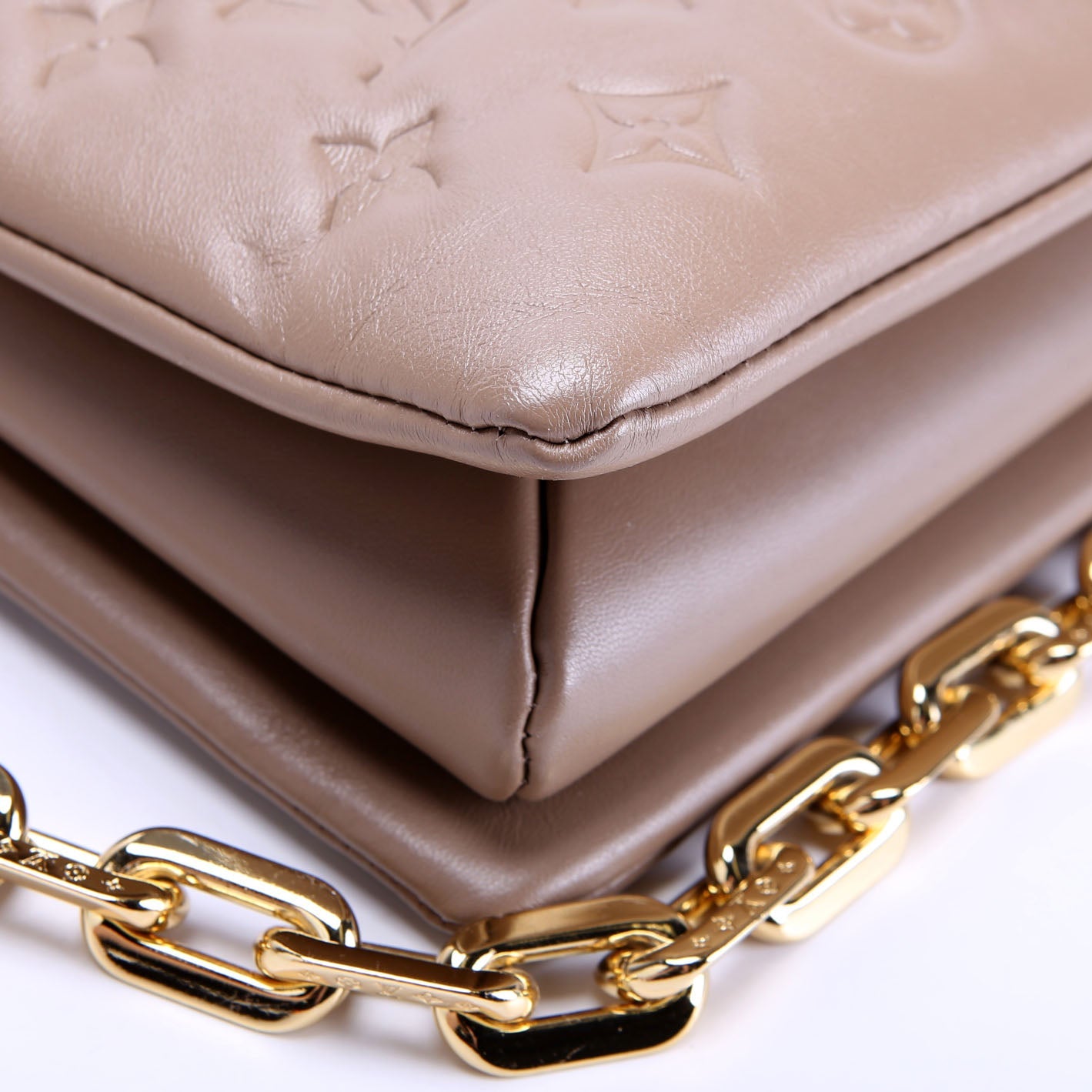 Louis Vuitton Coussin PM NV Lambskin Tan
