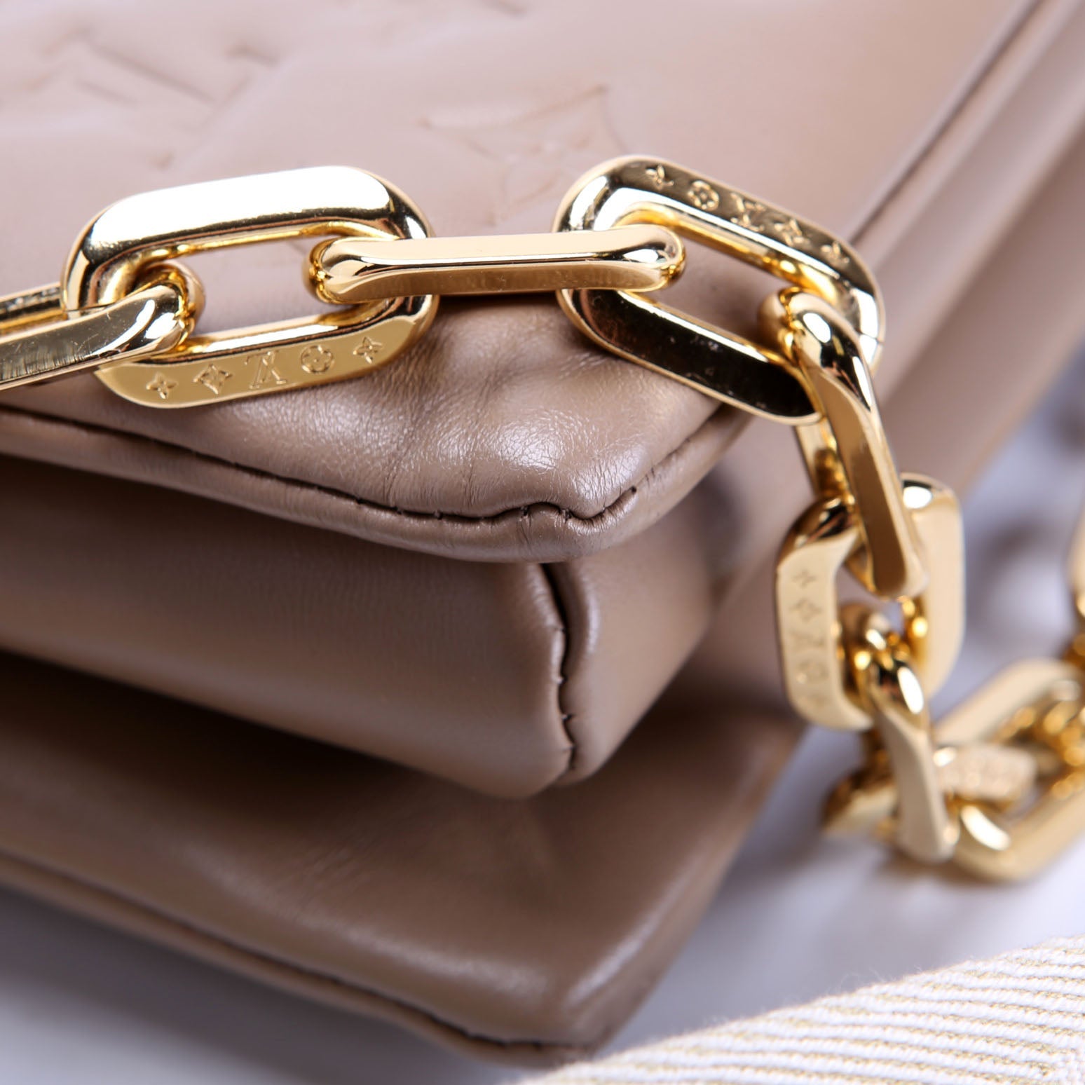 Louis Vuitton Coussin PM NV Lambskin Tan