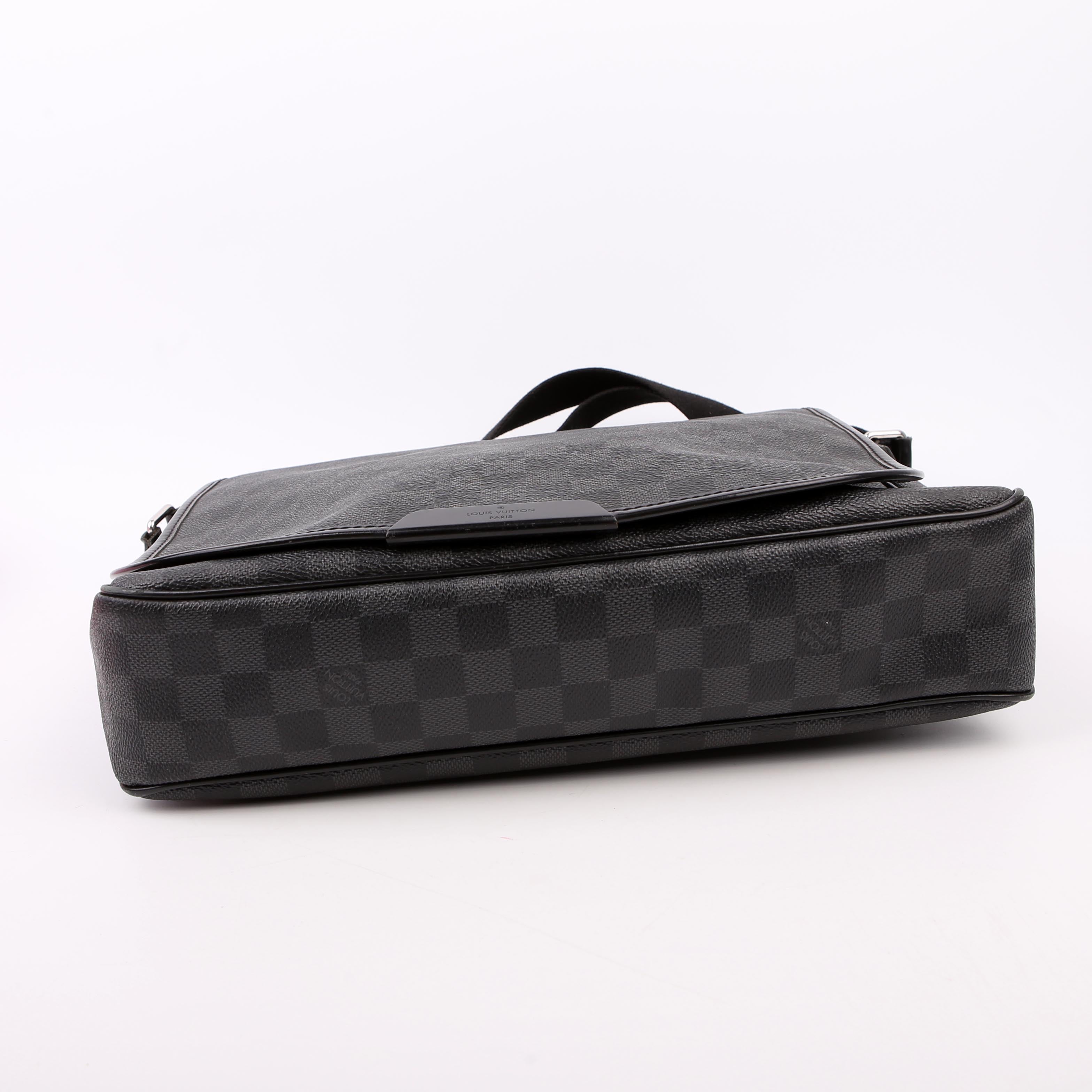Louis Vuitton Daniel MM Damier Graphite
