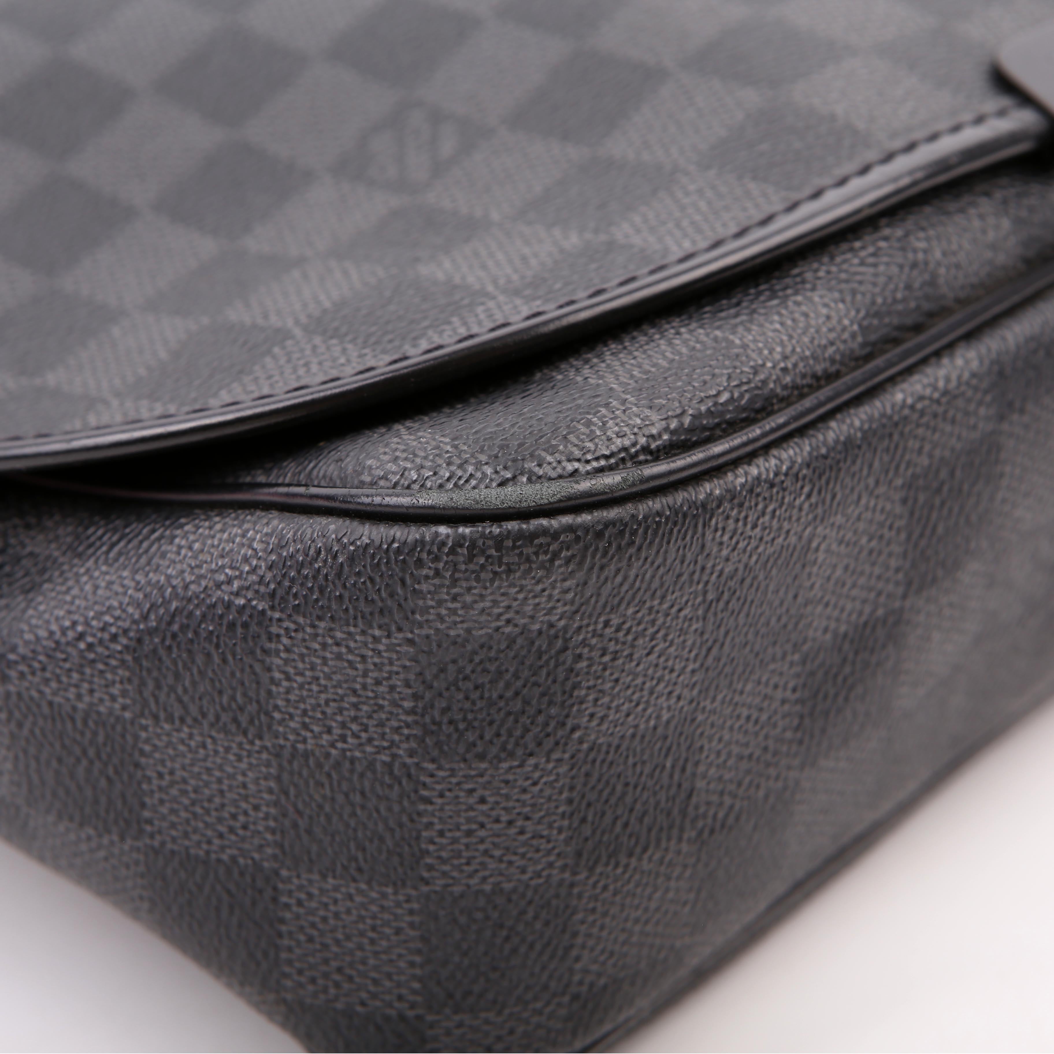Louis Vuitton Daniel MM Damier Graphite