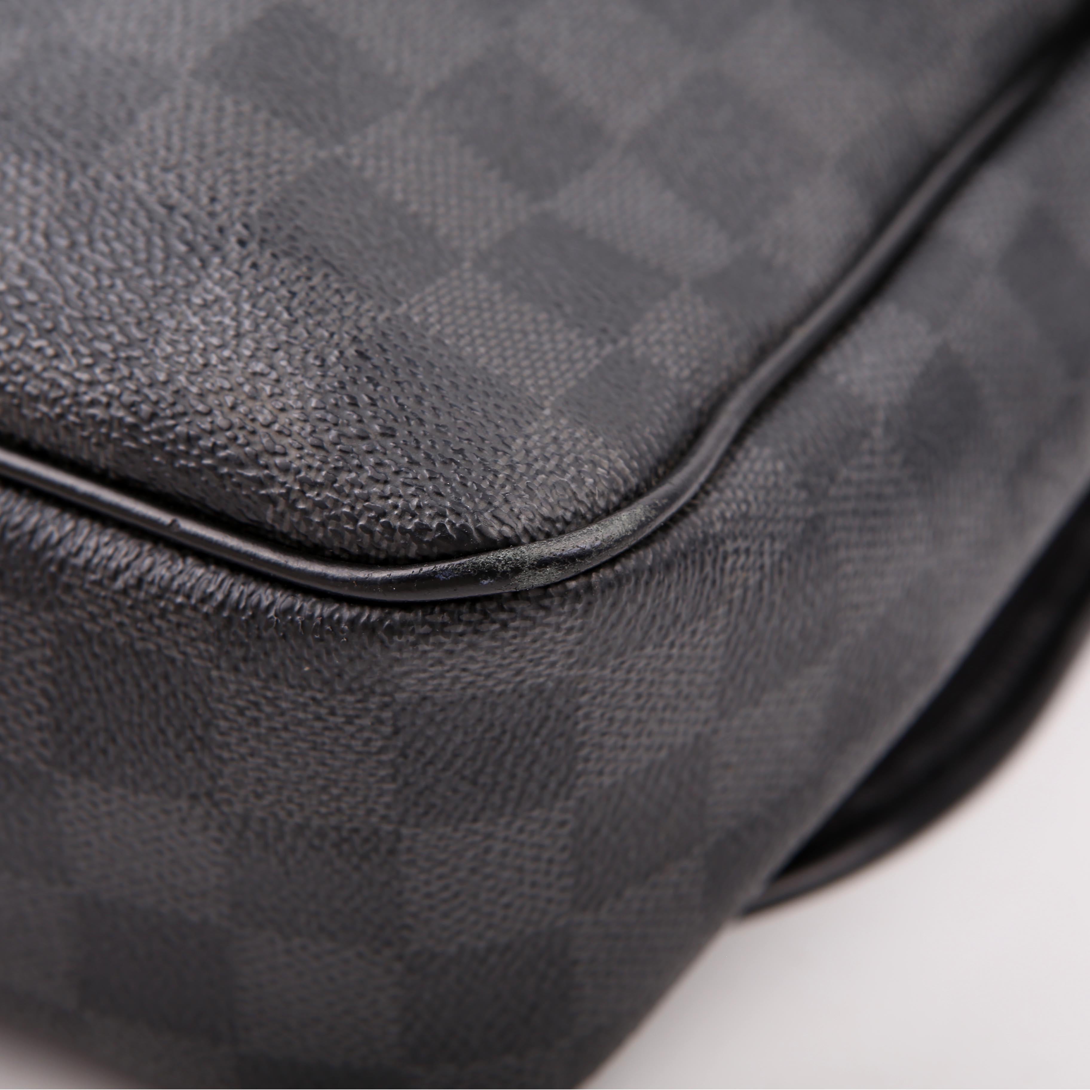 Louis Vuitton Daniel MM Damier Graphite