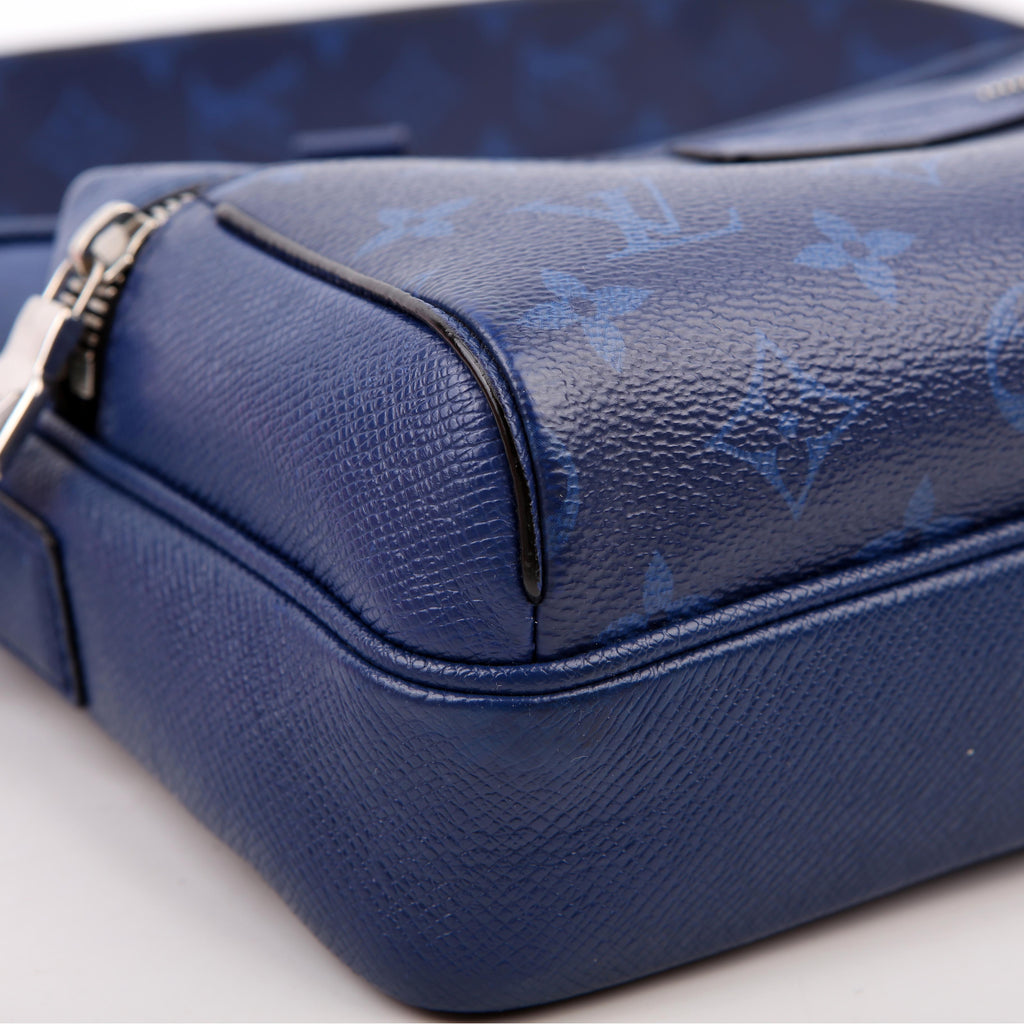 Louis Vuitton Outdoor Messenger Tiagarama Blue
