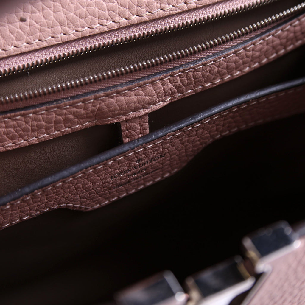 Louis Vuitton Capucines PM Taurillon Pink