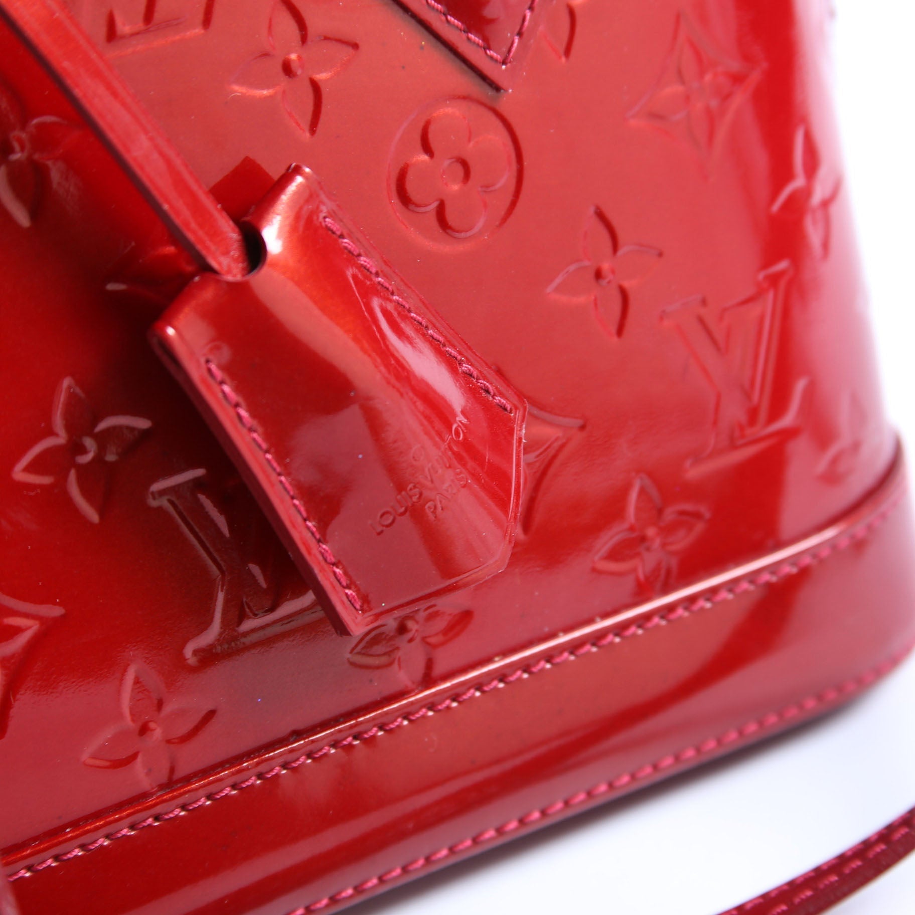 Louis Vuitton Alma BB Vernis Red/Gold