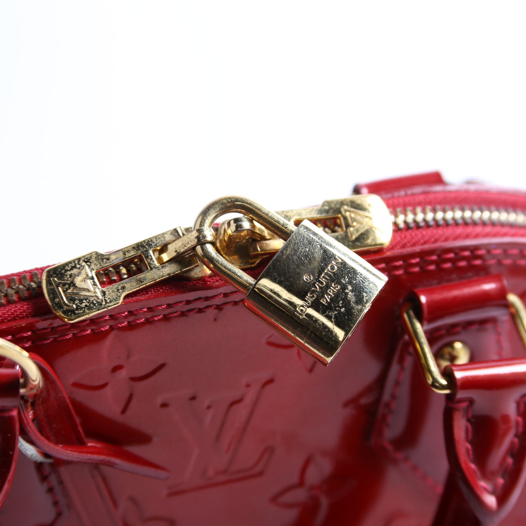 Louis Vuitton Alma BB Vernis Red/Gold