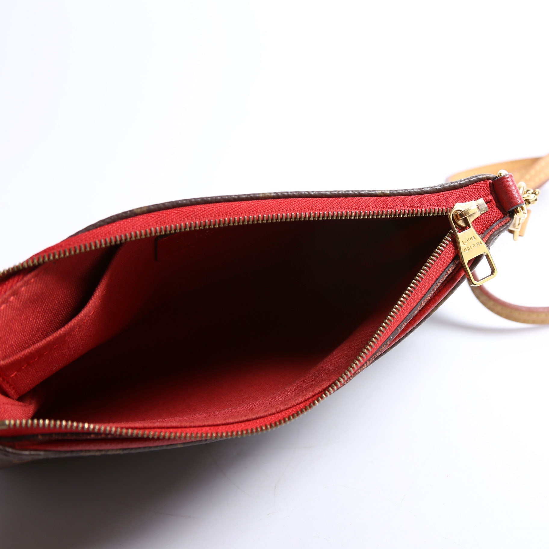 Louis Vuitton Pallas Clutch Monogram Red