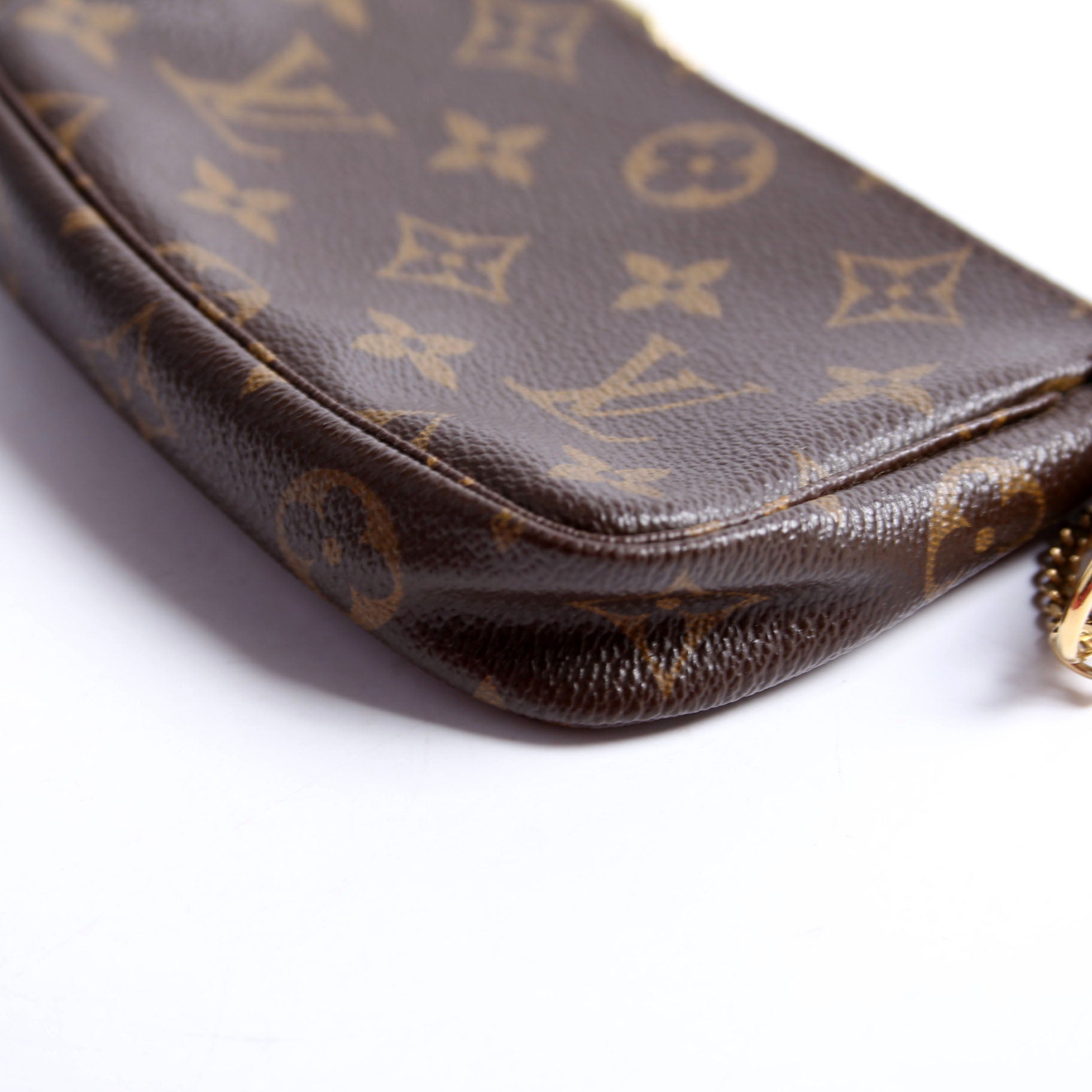 Louis Vuitton Pochette Access Mini Monogram