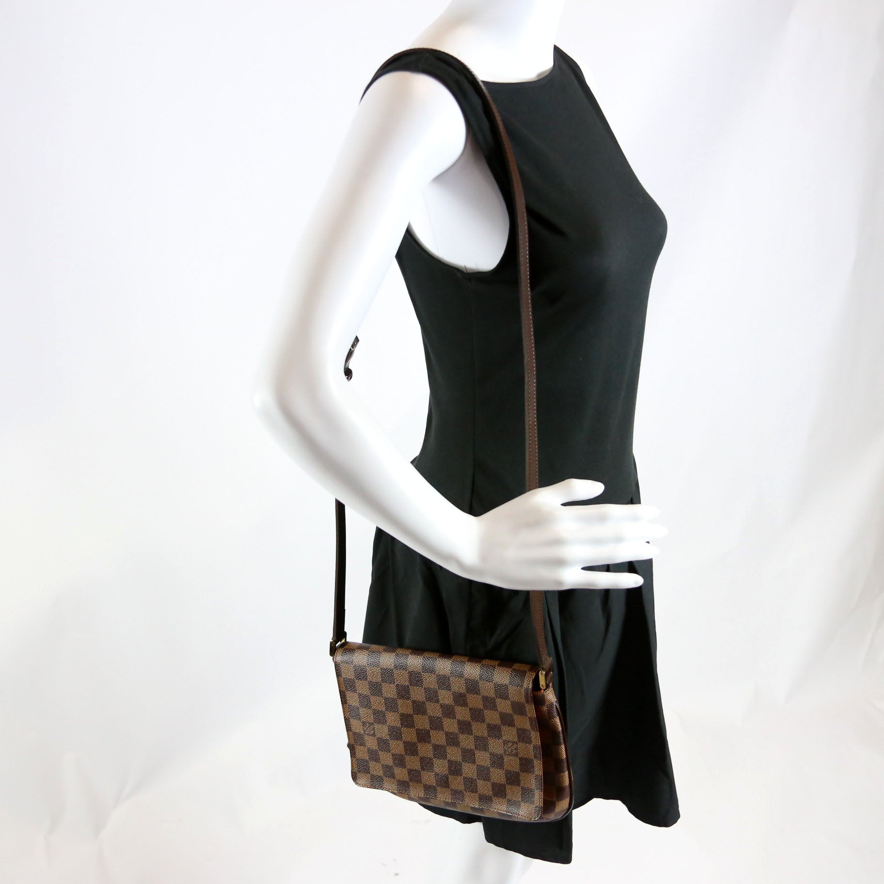 Louis Vuitton Musette Tango Long Ebene