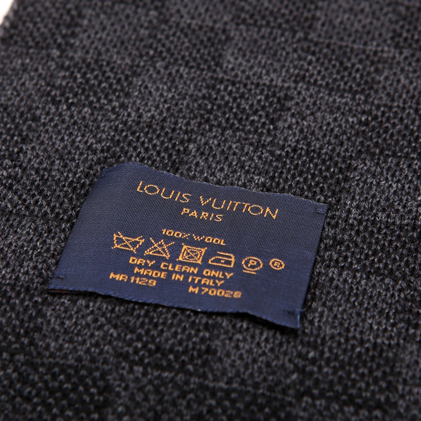 Louis Vuitton Neo Petite Damier Wool Scarf Black