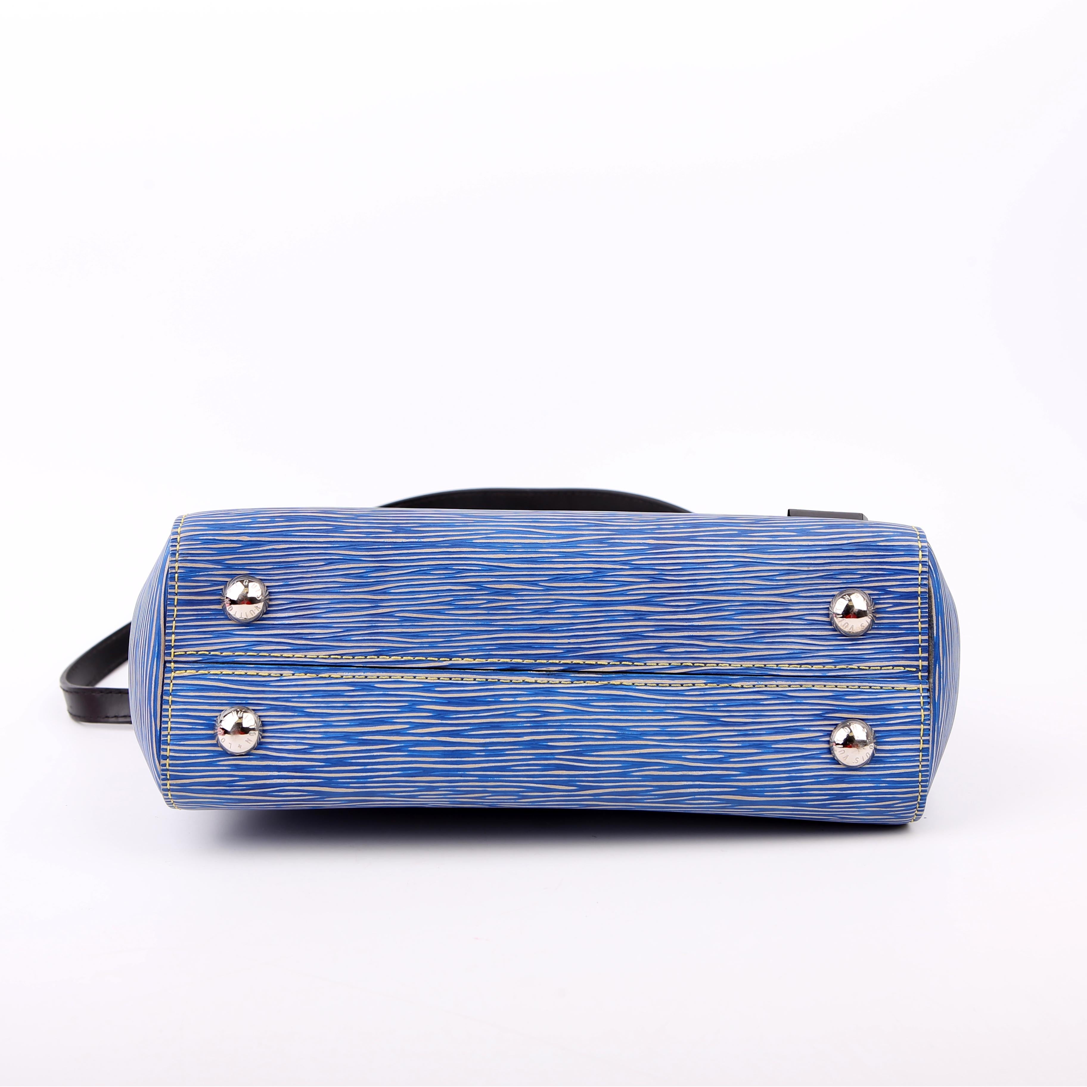 Louis Vuitton Cluny BB Epi Blue/Black