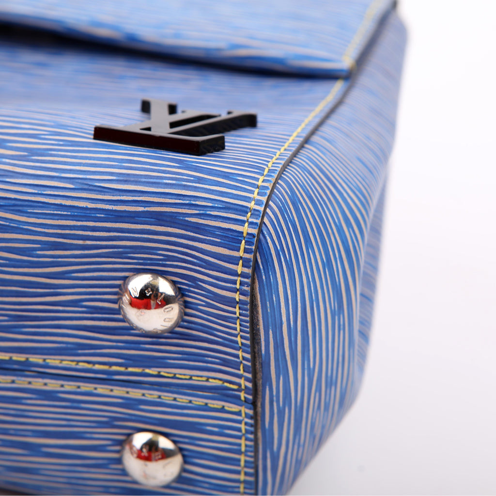 Louis Vuitton Cluny BB Epi Blue/Black