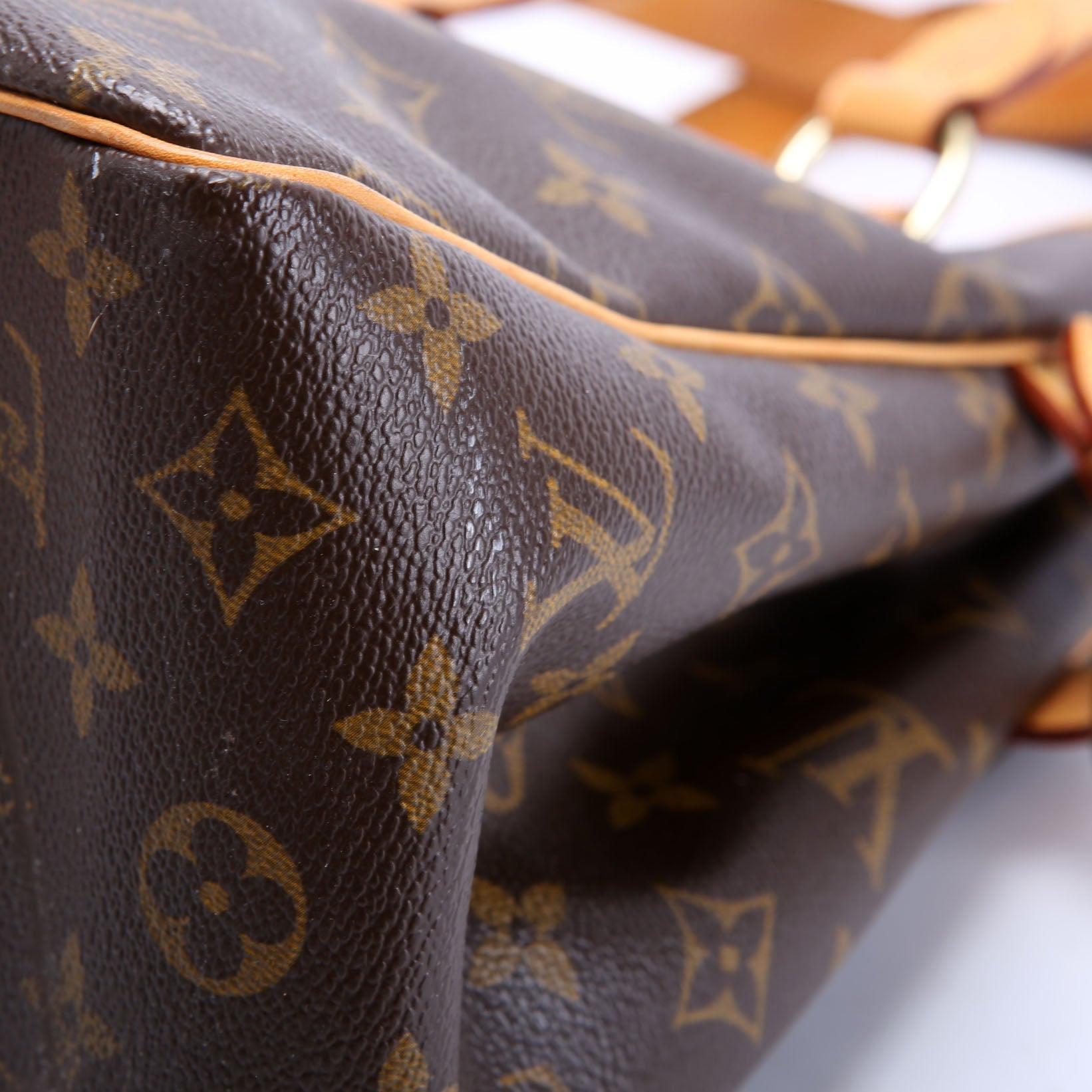Louis Vuitton Batignolles Regular Monogram