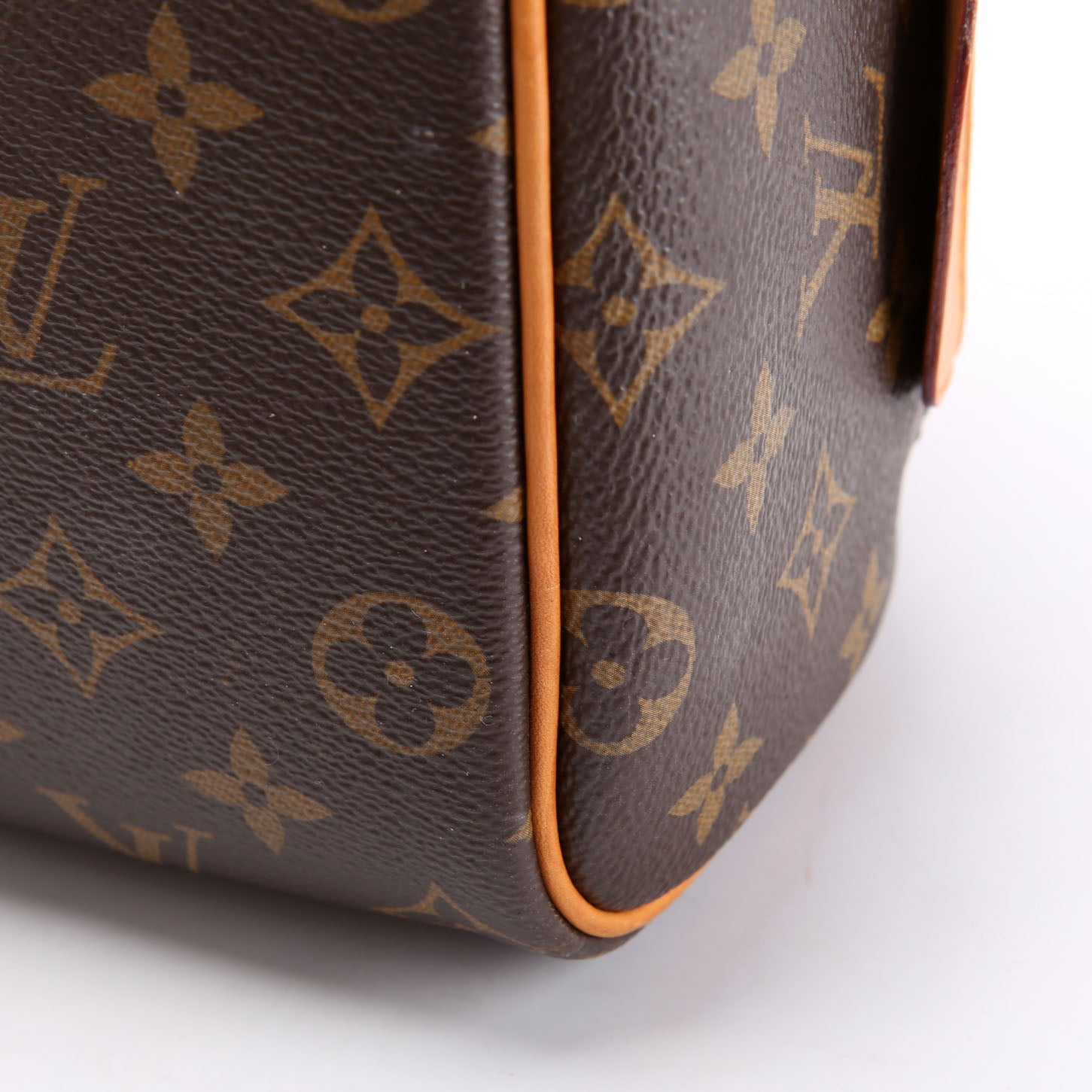 Louis Vuitton Dopp Kit Toilet Pouch Monogram