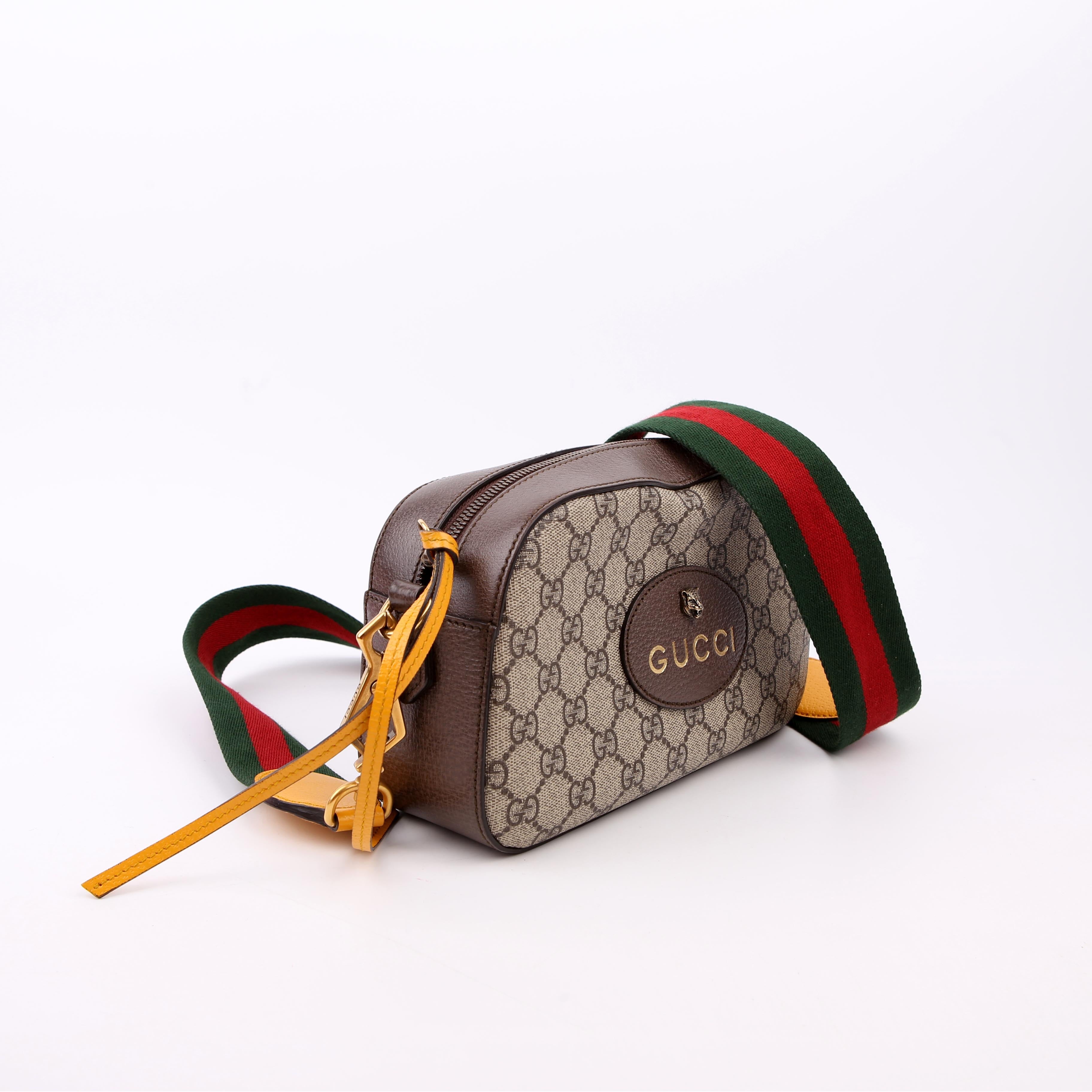 Gucci 476466 GG Supreme Messenger Bag Brown