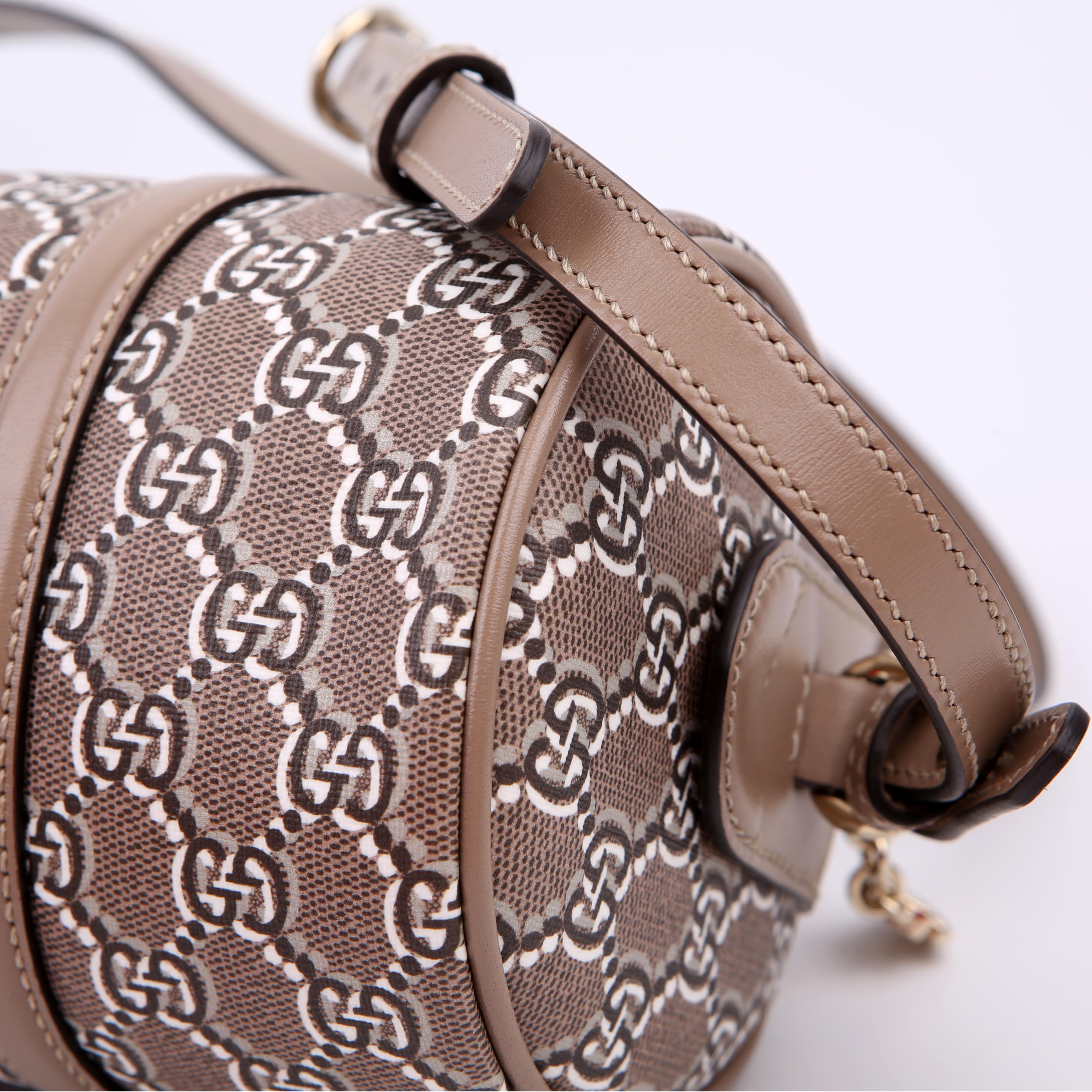 Gucci 796230 GG Supreme Shadow Small 2Way Taupe