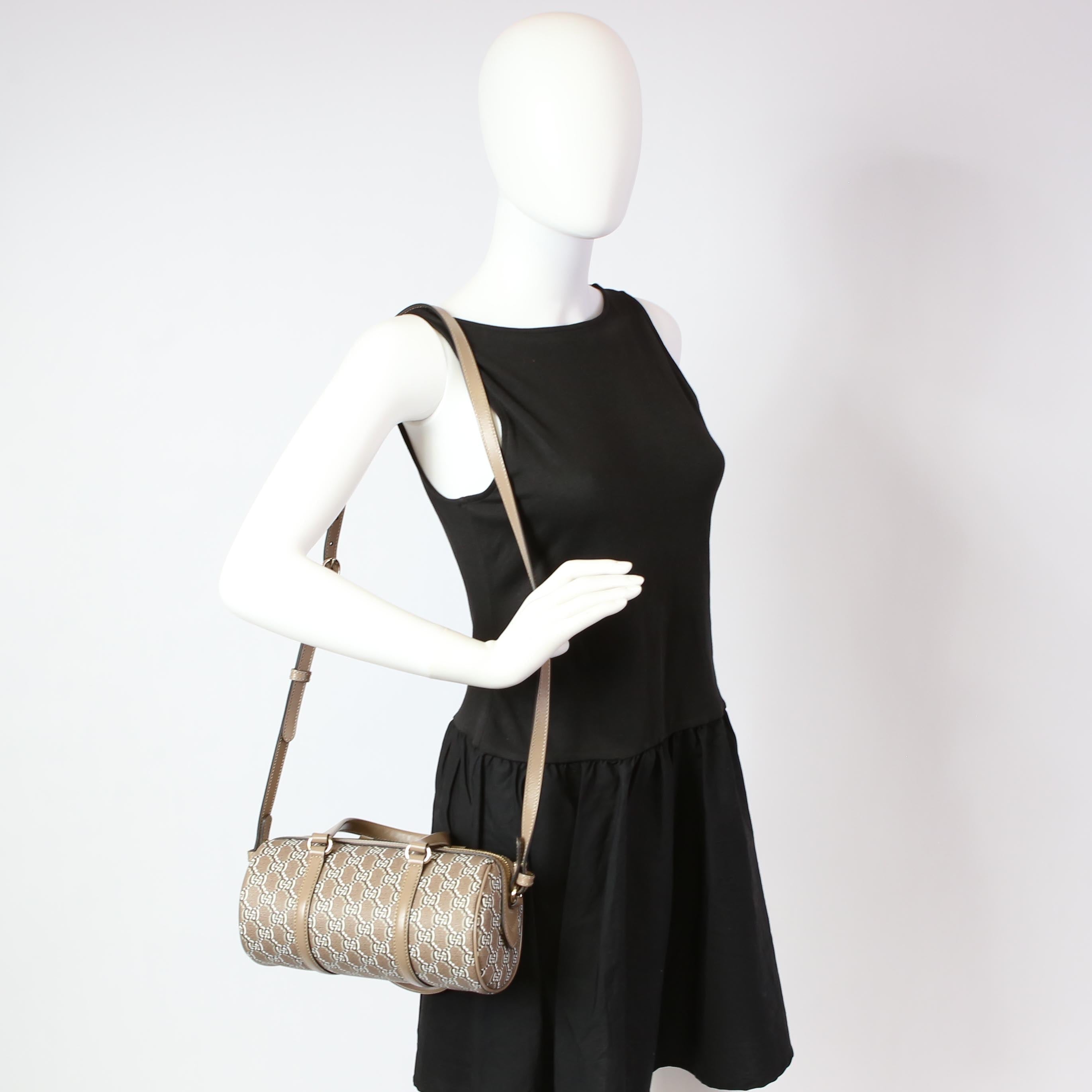 Gucci 796230 GG Supreme Shadow Small 2Way Taupe