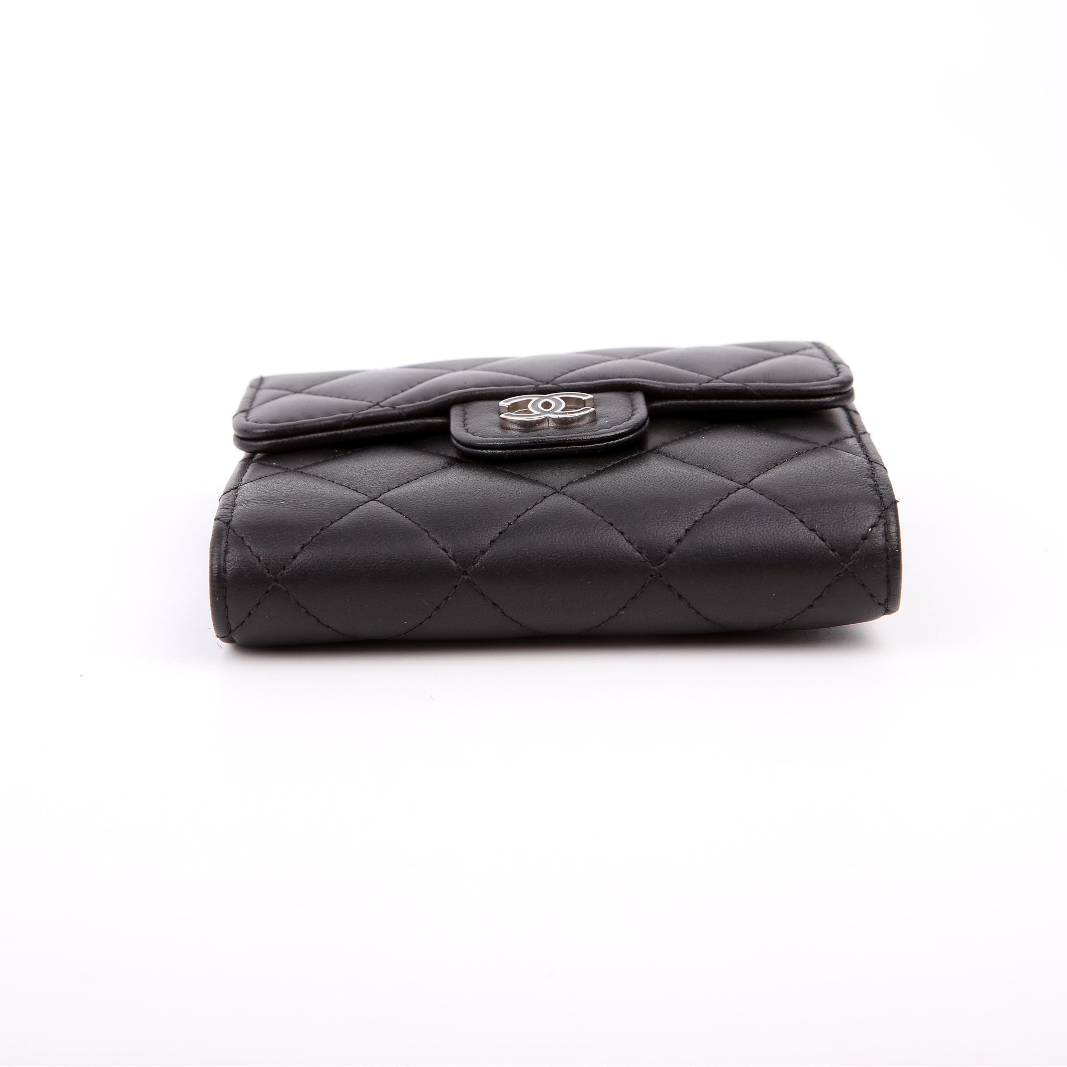 Chanel Classic Compact Flap Wallet Lambskin 26M Black