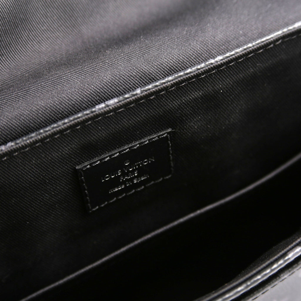 Louis Vuitton District PM Monogram Eclipse