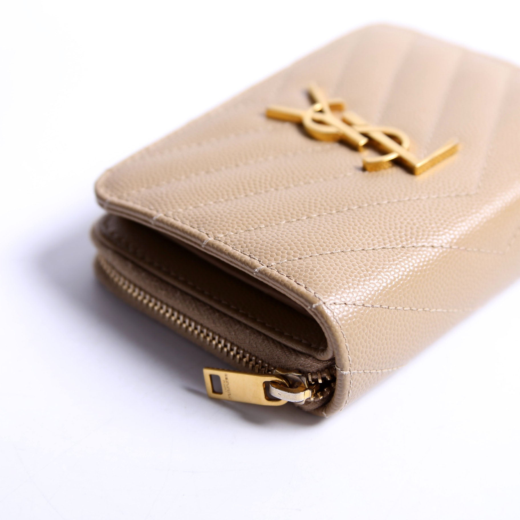 Saint Laurent 403723 Cassandre Grain De Poudre Compact Zip Around Wallet Tan