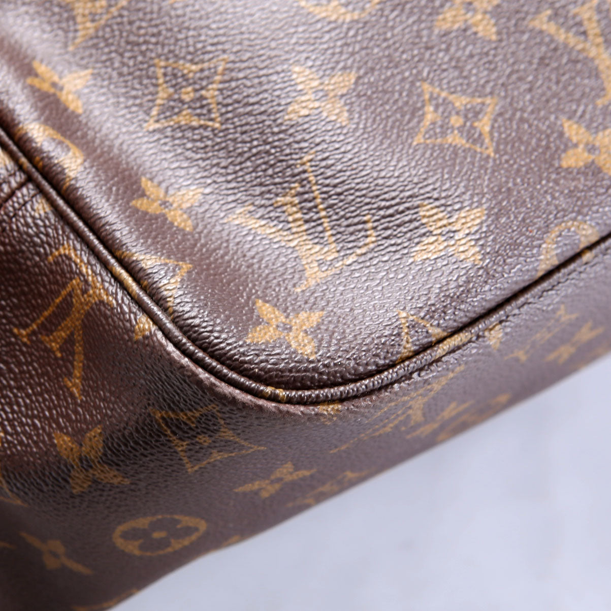 Louis Vuitton Neverfull MM Monogram Beige