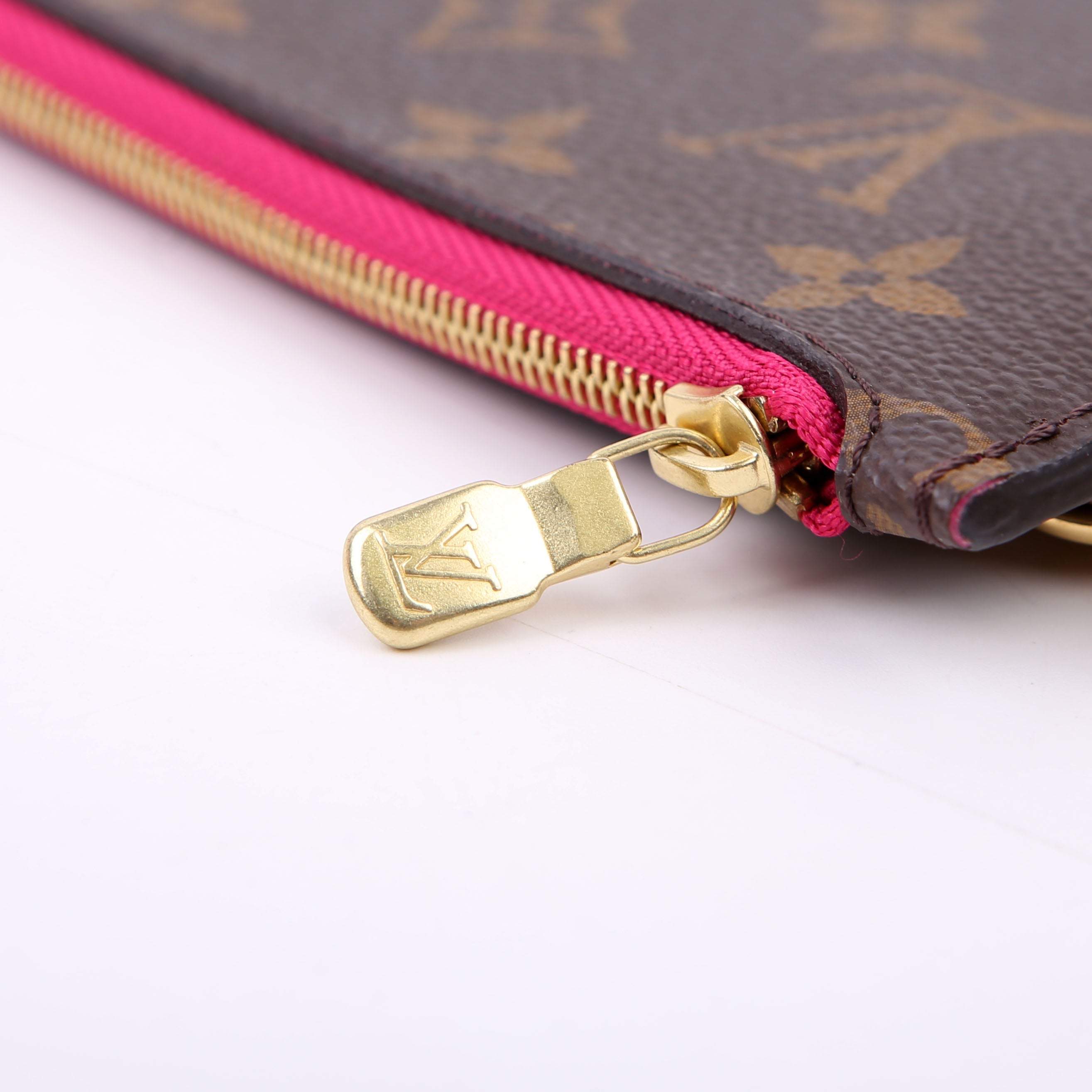Louis Vuitton Pochette Only Neverfull Monogram Pink