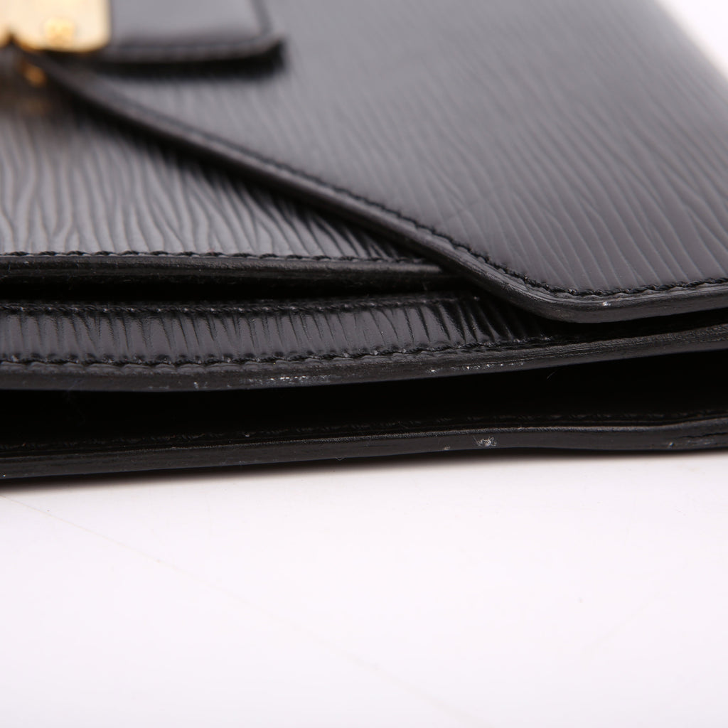 Louis Vuitton Pochette Sellier Dragonne Clutch Epi Black