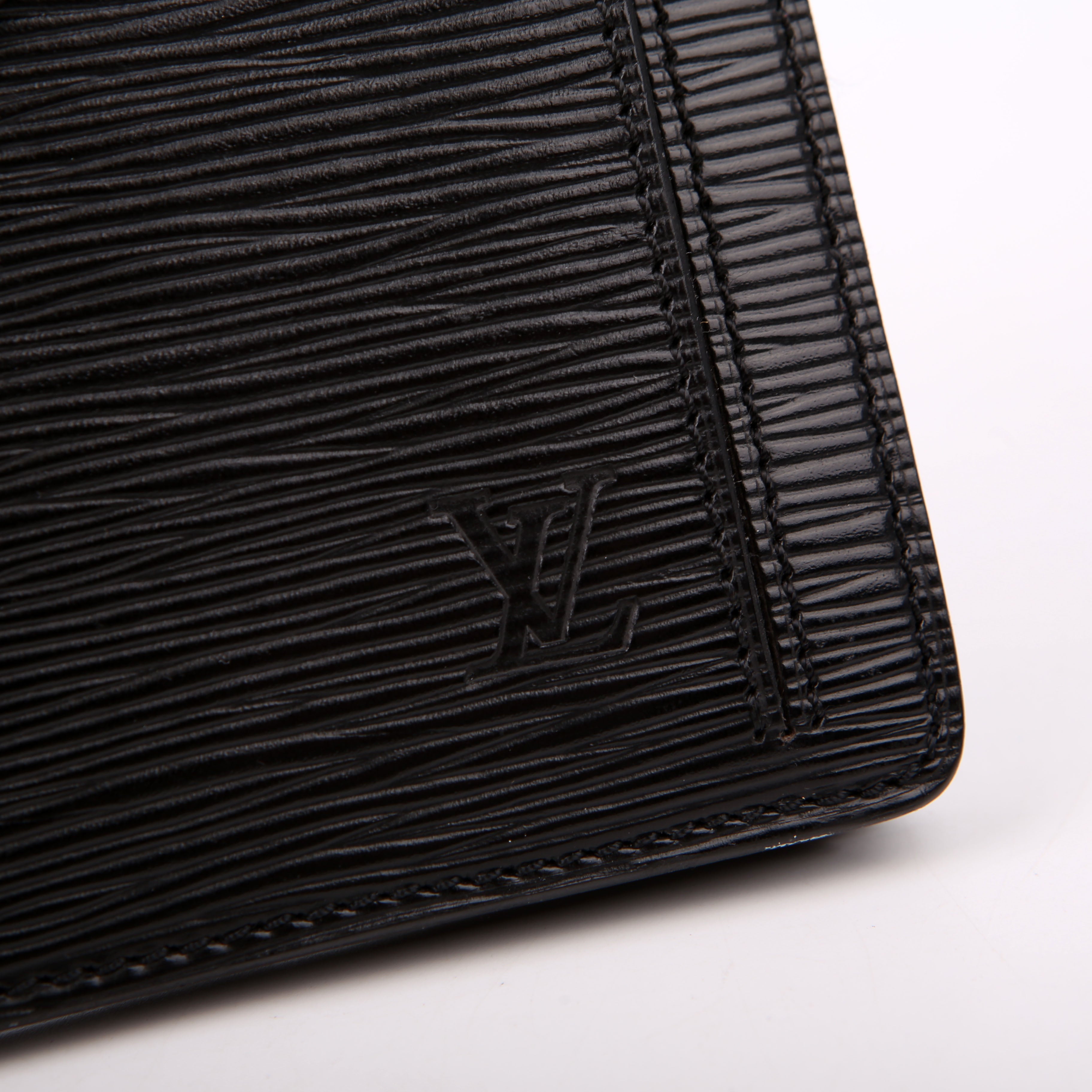 Louis Vuitton Pochette Sellier Dragonne Clutch Epi Black